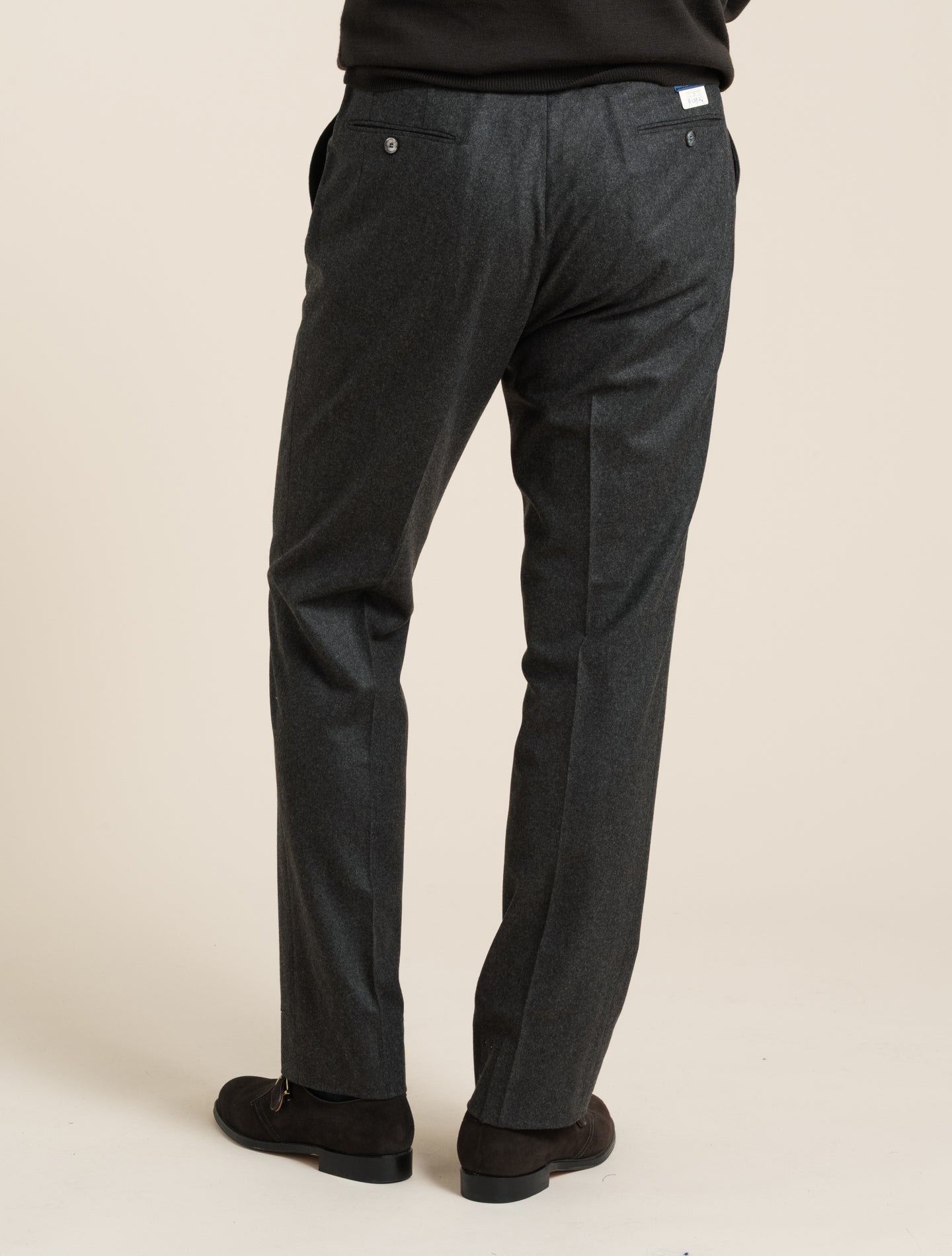 Bundfaltenhose aus Flanell aus Wolle, Dunkelgrau