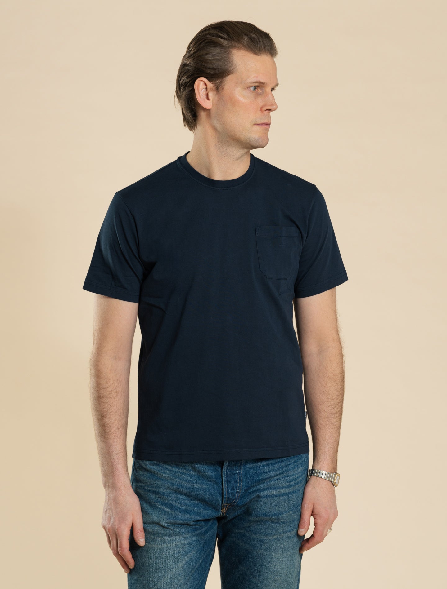 Bomulls-T-shirt med ficka Marinblå