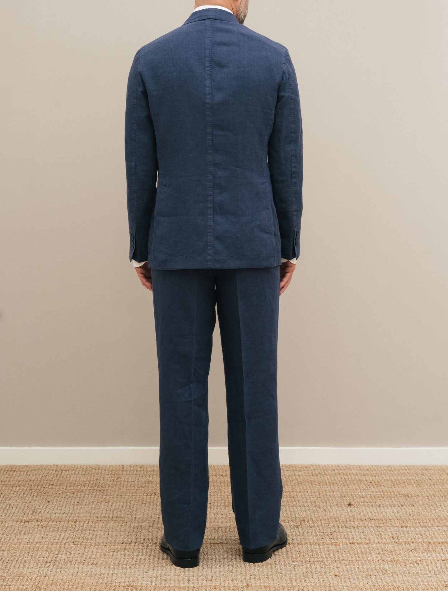 Art2 Zweireihiger Anzug aus gewaschenem Leinen, Blau