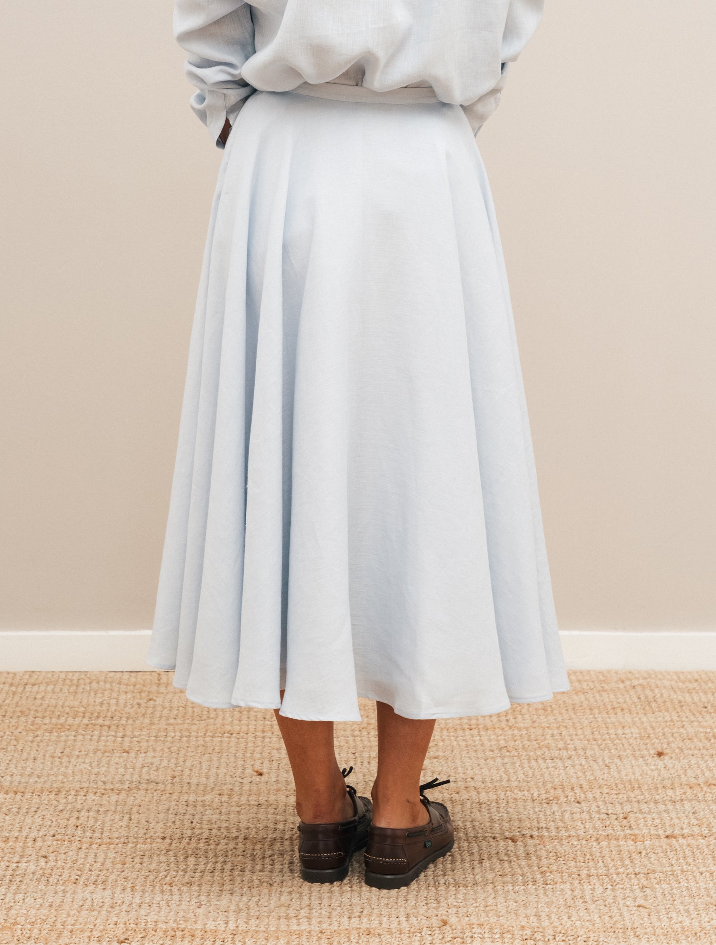 Full Cirkle Linen Skirt Light Blue