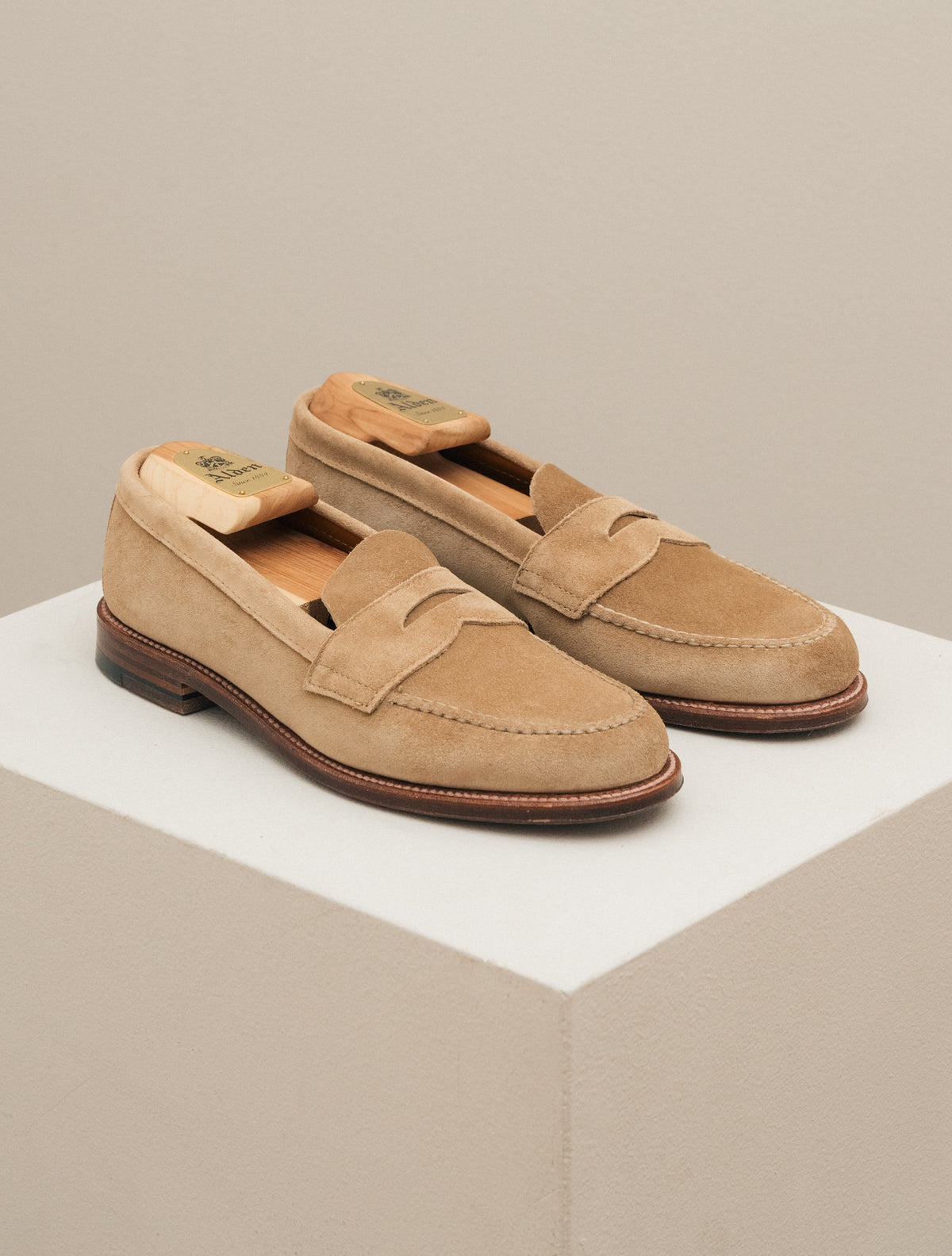 Alden LHS Penny Loafer Tan – Unlined Leisure Hand-sewn on Van Last 