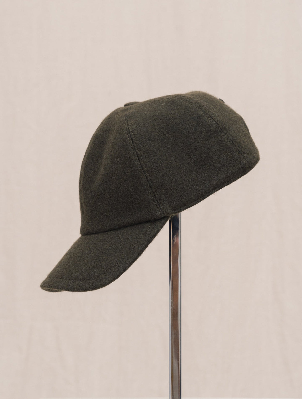 Cashmere Cap Military display picture 2