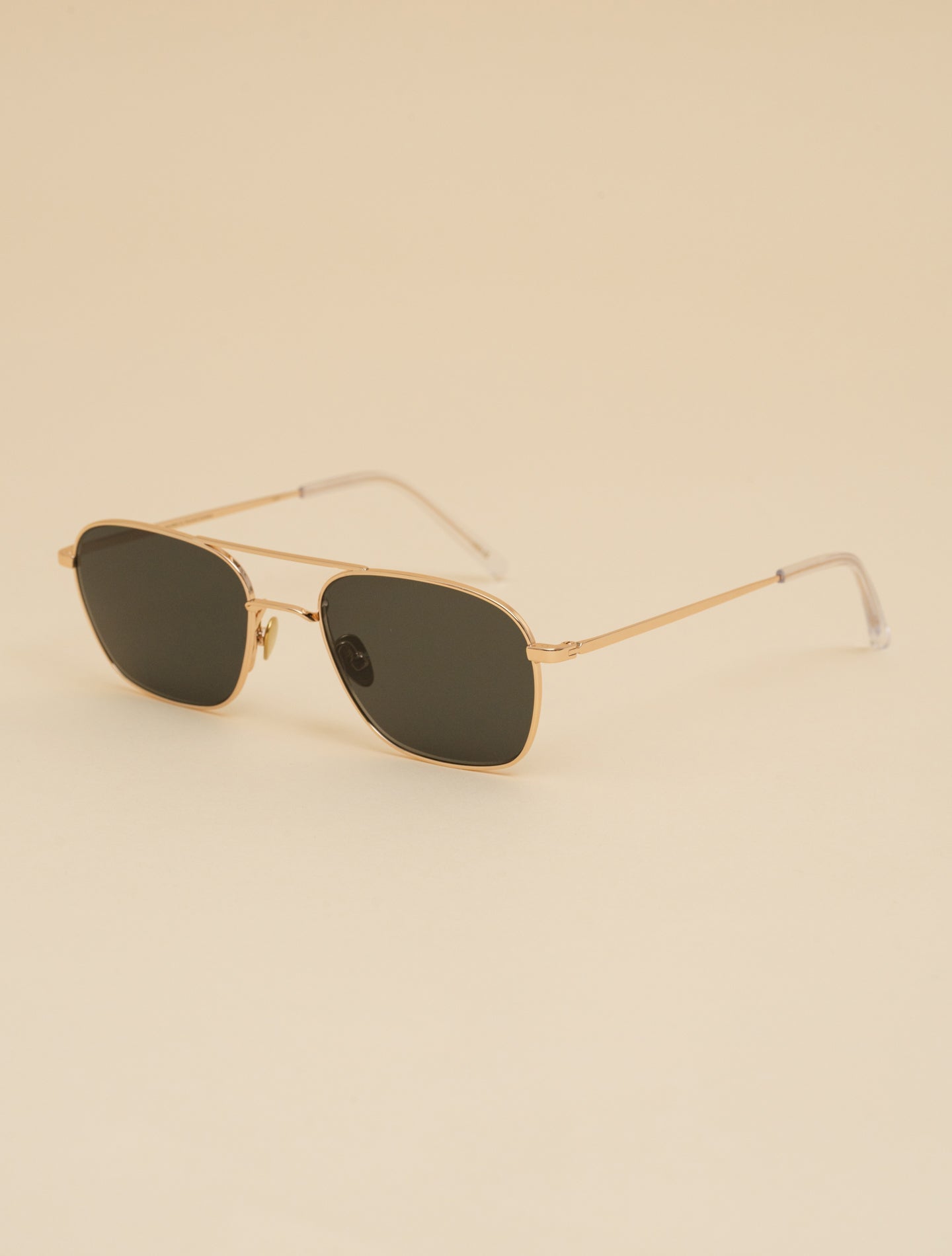Dion Sunglasses Gold - Green Solid Lens Monokel Eyewear Sunglasses One Size