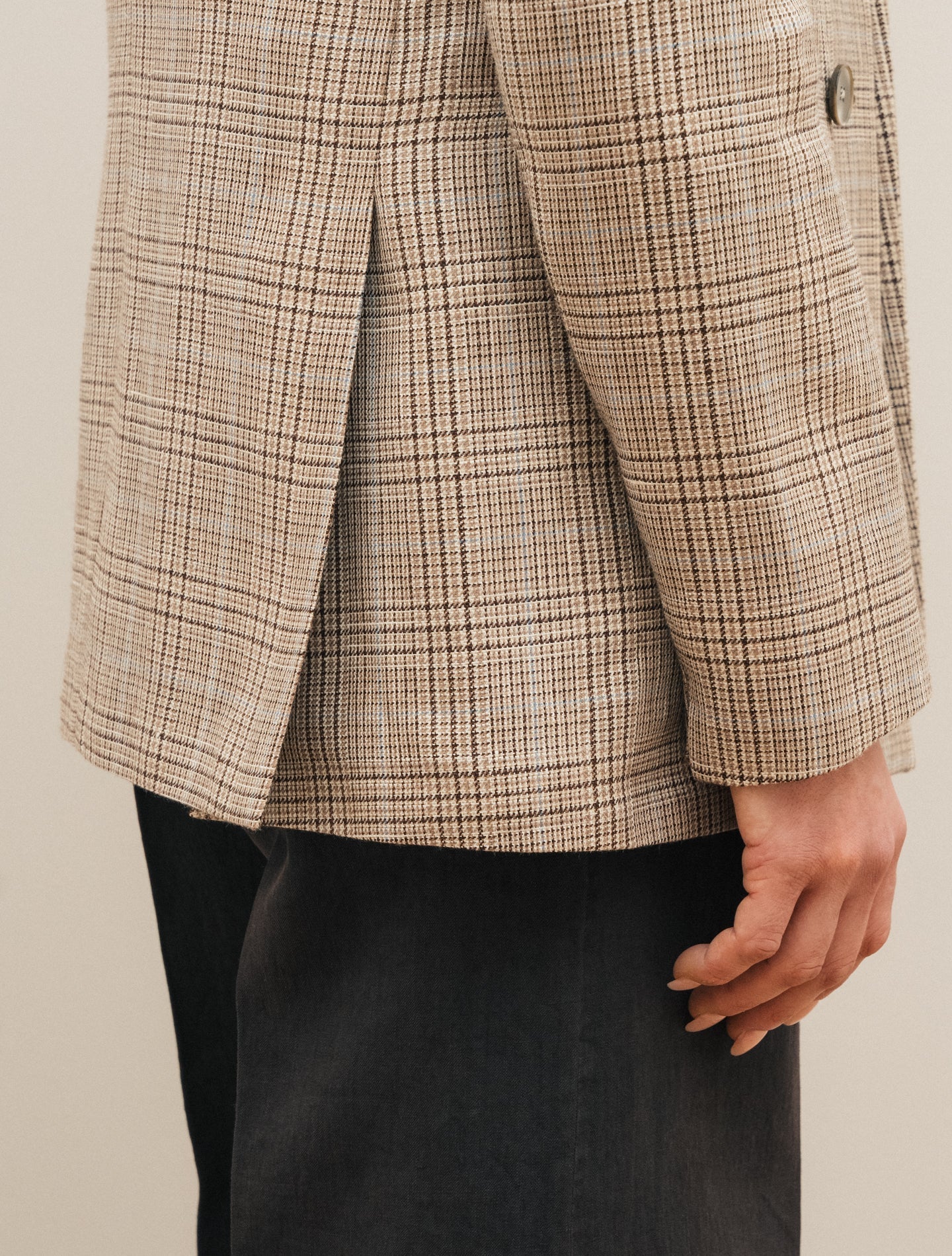 Double Breasted Glencheck Jacket Beige Lardini Jackets IT 40