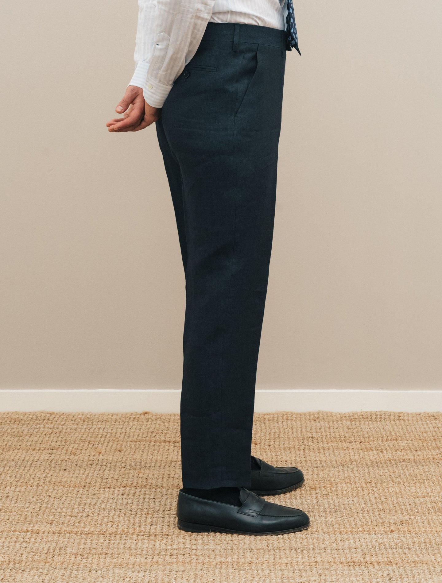 Double Breasted Herringbone Linen Suit Navy Lardini Suits 48