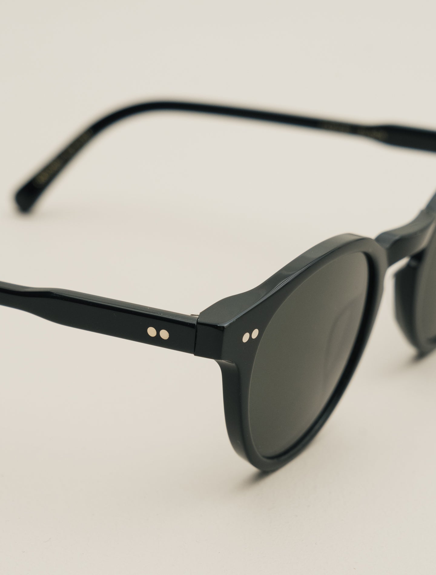 Forest Sunglasses Black - Green Lens Monokel Eyewear Sunglasses One Size