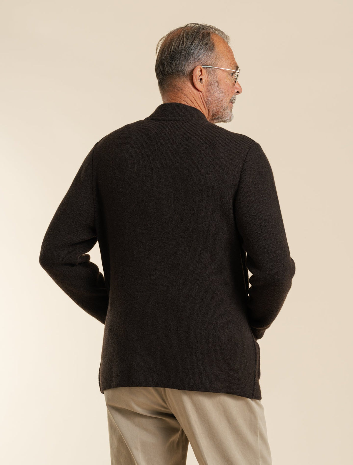 Heavy Knitted Cashmere Cardigan Dark Brown Lardini Knitwear S