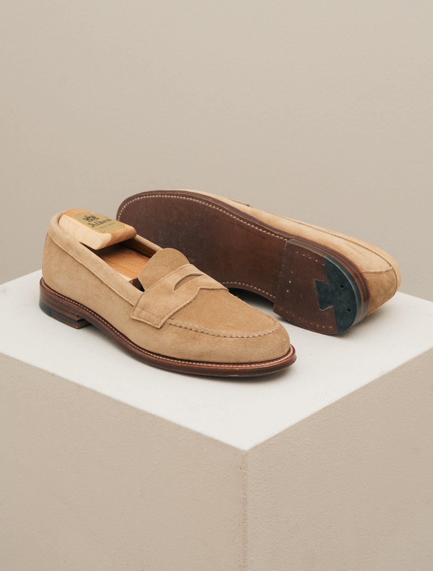 LHS Penny Loafer Tan Alden Loafers US 6
