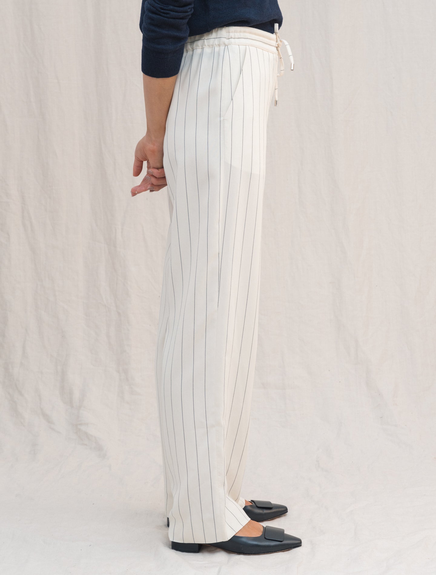 Relaxed Wide Pinstripe Trousers Off White Lardini Trousers IT 38