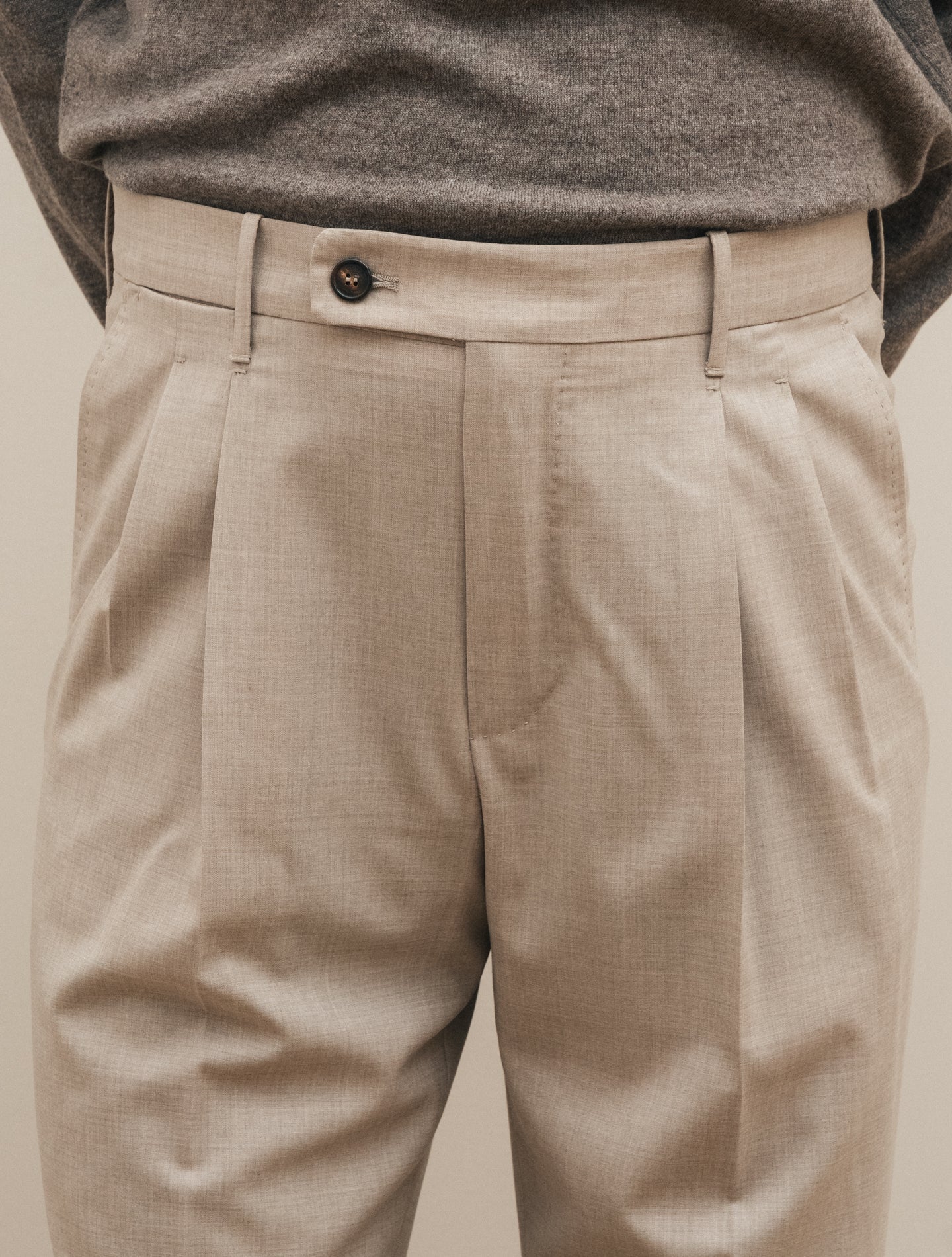 Wool Pleated Regular Fit Trousers Beige Incotex Trousers 46