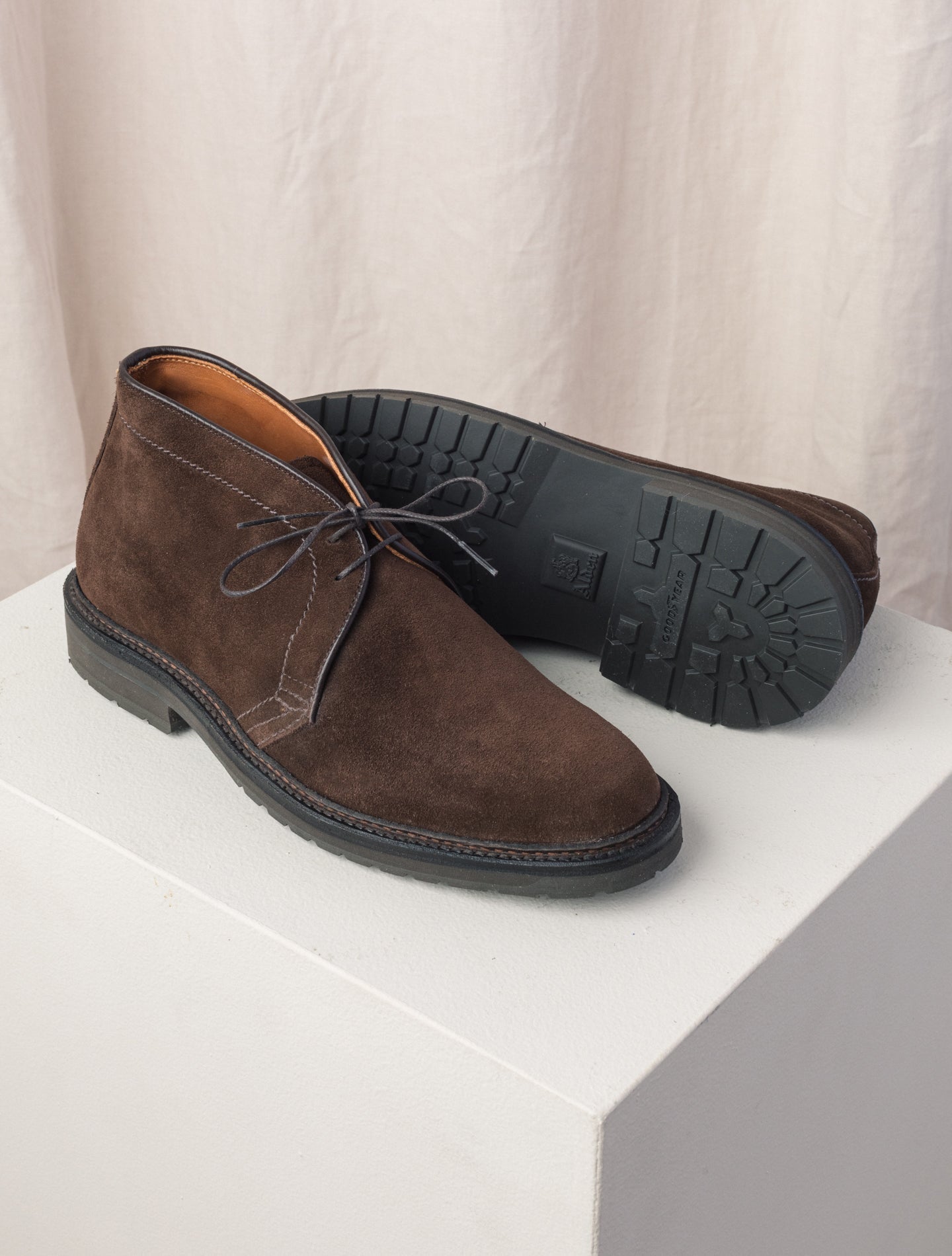 Chukka Boot Dark Brown Suede Alden Boots US 7