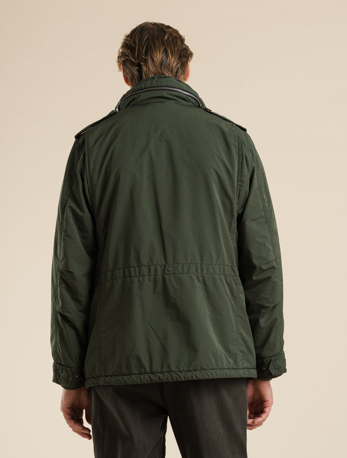 New Camp Feldjacke aus stückgefärbtem Nylon Military