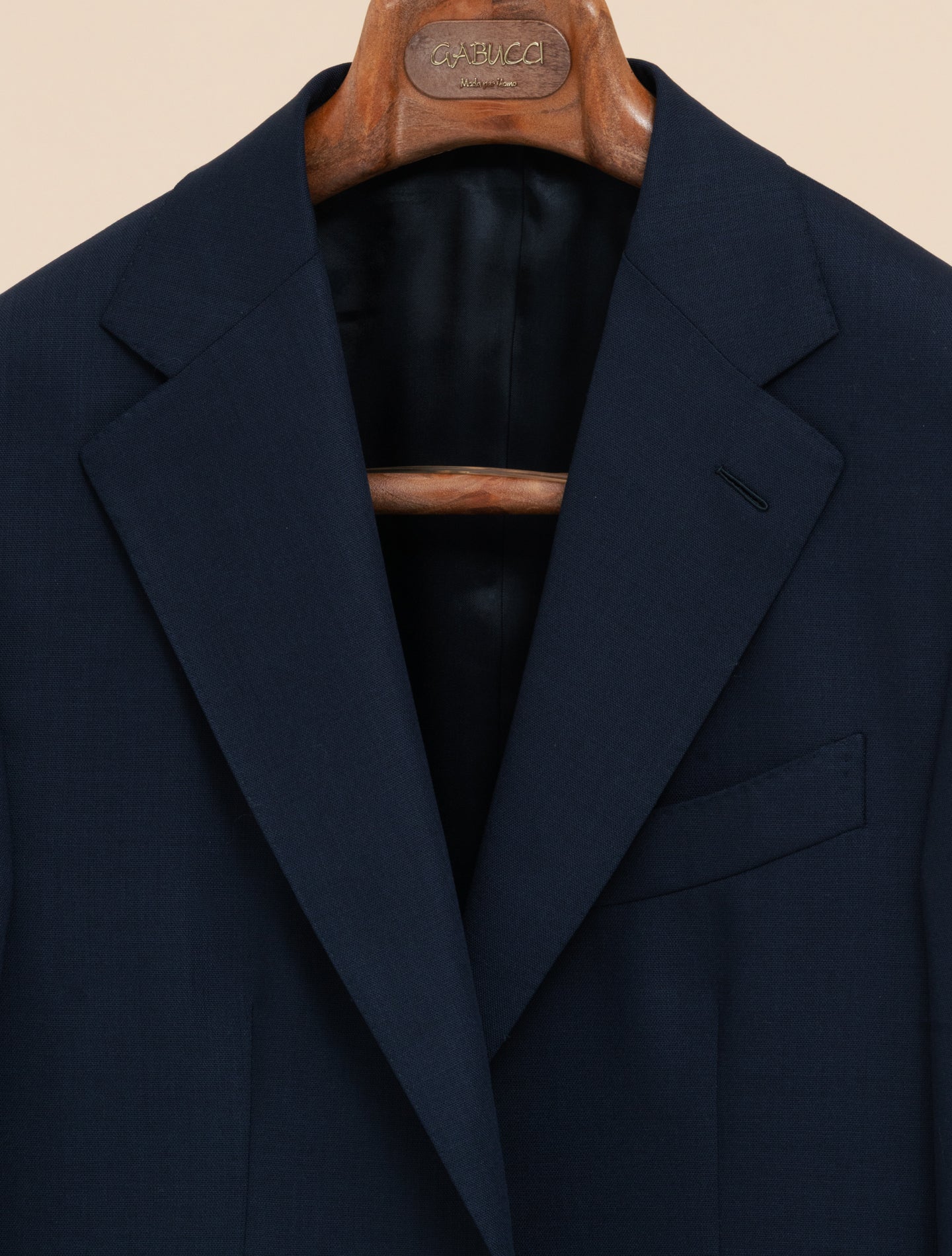 Loro Piana Zealander Suit Navy | Lightweight Elegance | Gabucci