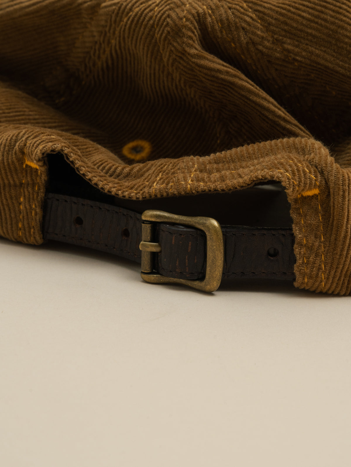 Cord-Trucker-Cap mit Leder-Patch, Hellbraun
