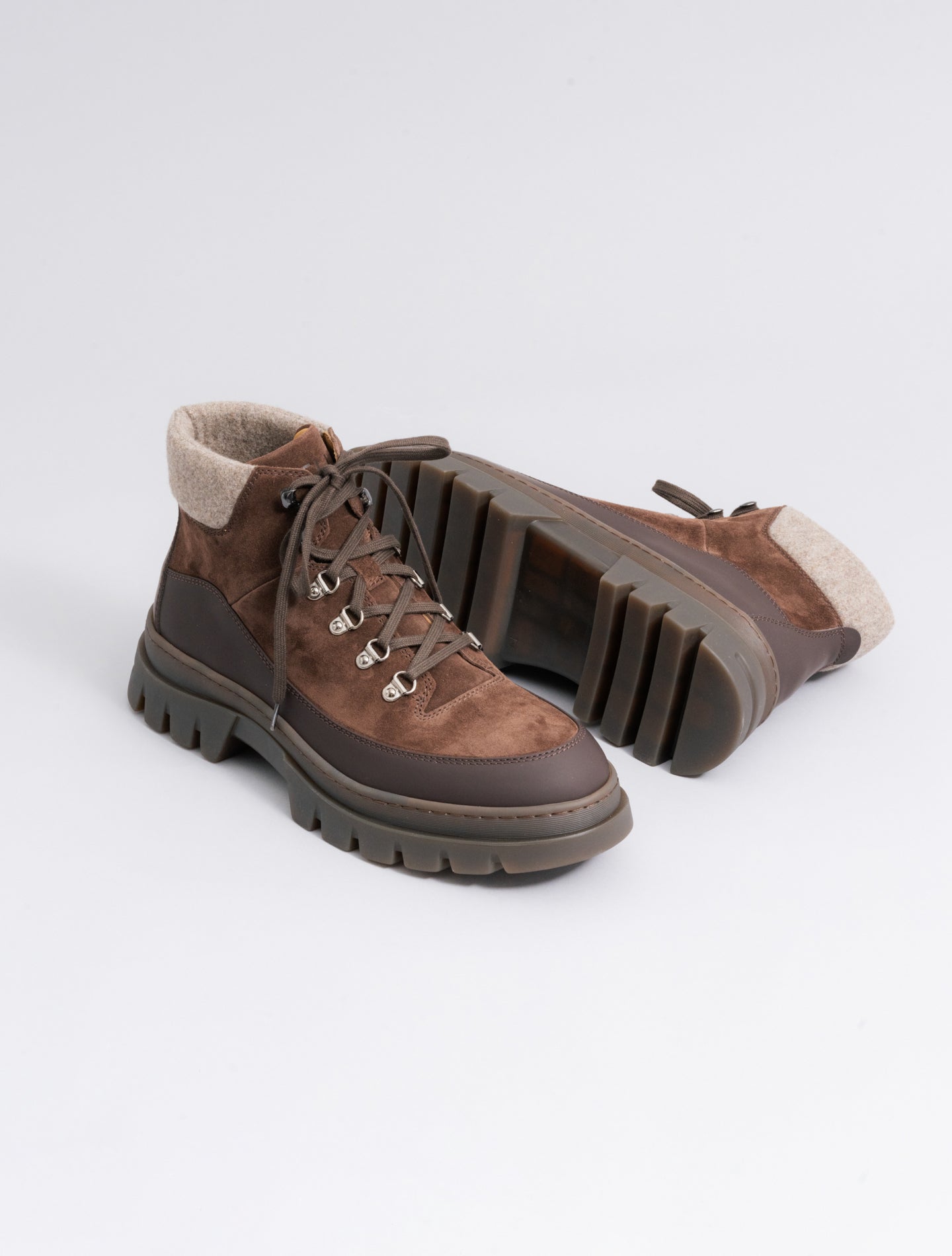 Cristallo Suede Boots Brown