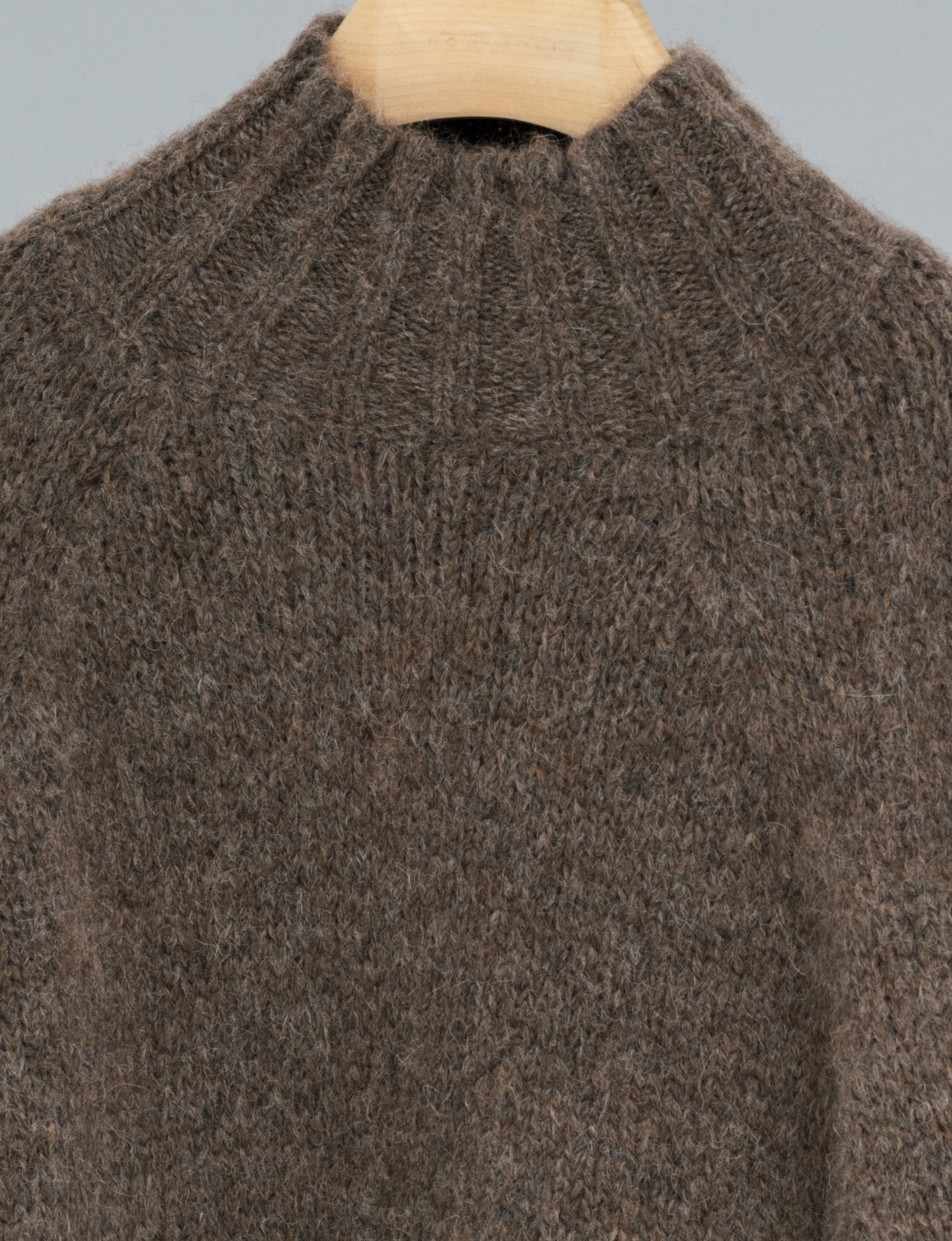 Heavy Knitted Alpaca Mockneck Brown