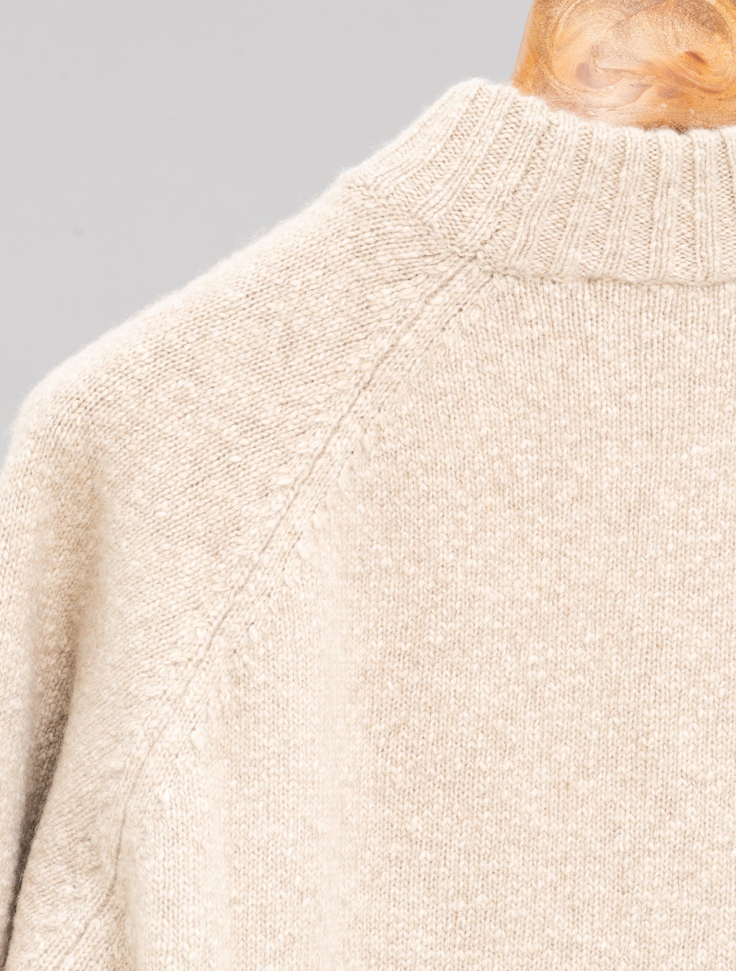 Cashmere Boucle Heavy Mockneck Beige Fioroni Knitwear 48