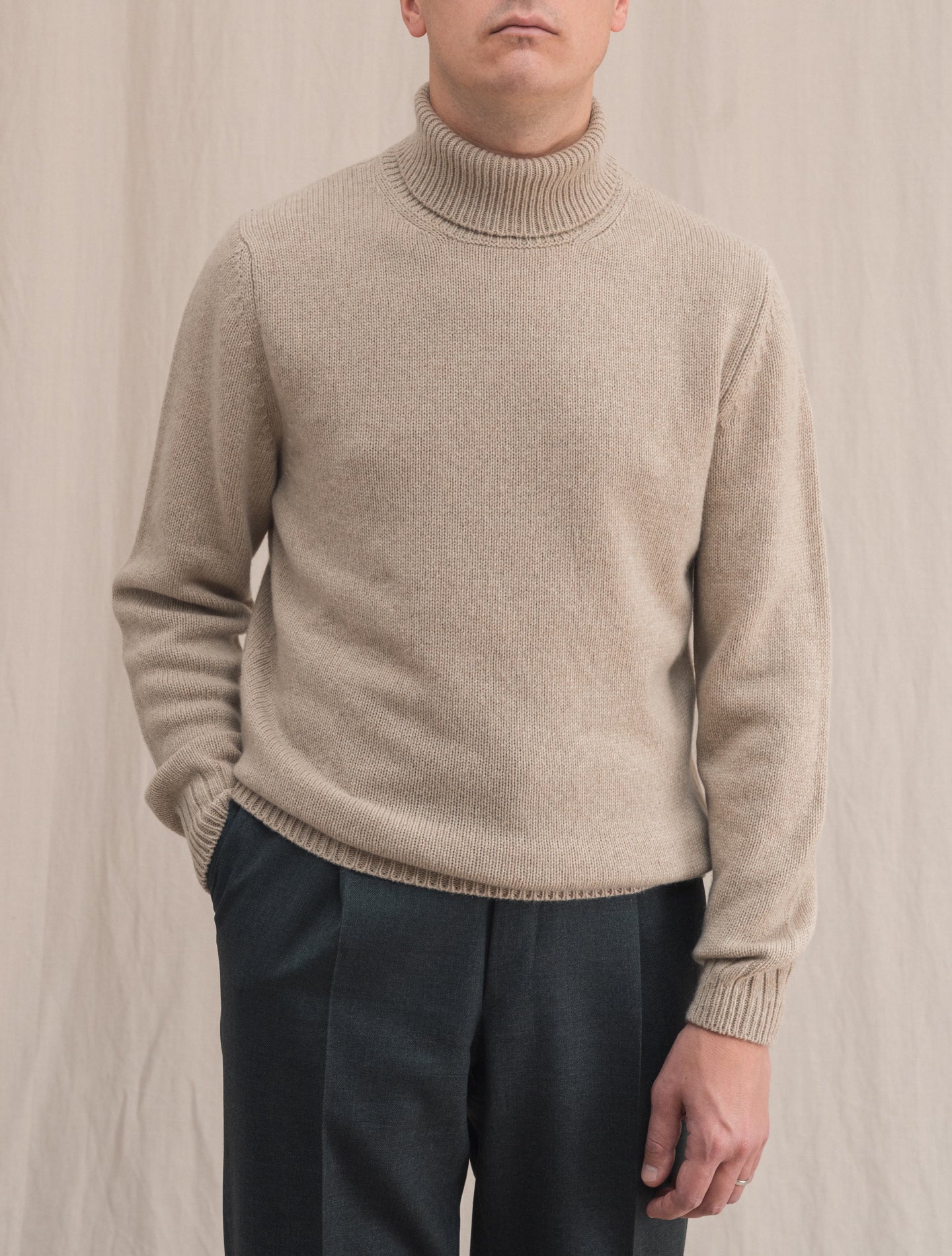 Cashmere Heavy Knitted Rollneck Beige | Gabucci