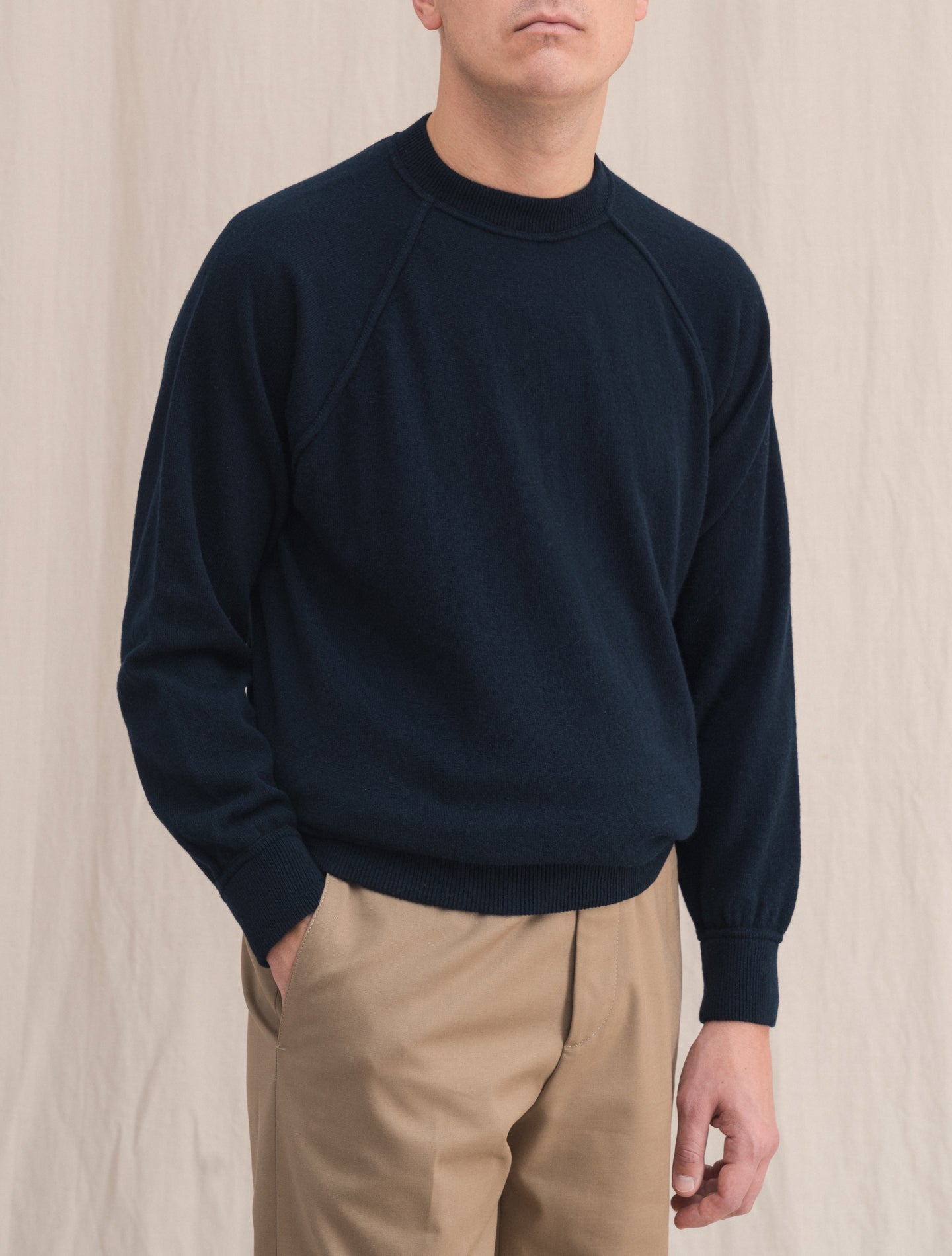 Cashmere Raglan Sweater Navy | Gabucci