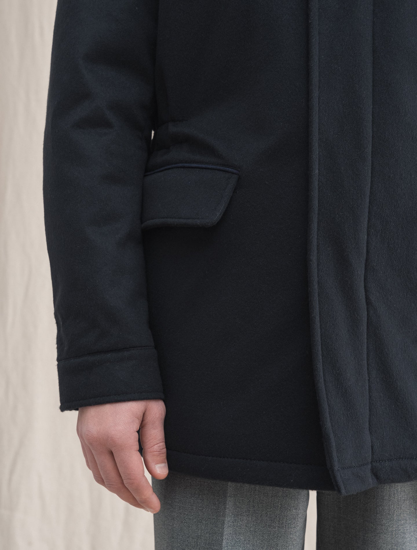 Conero Cashmere Padded Jacket Navy | Gabucci