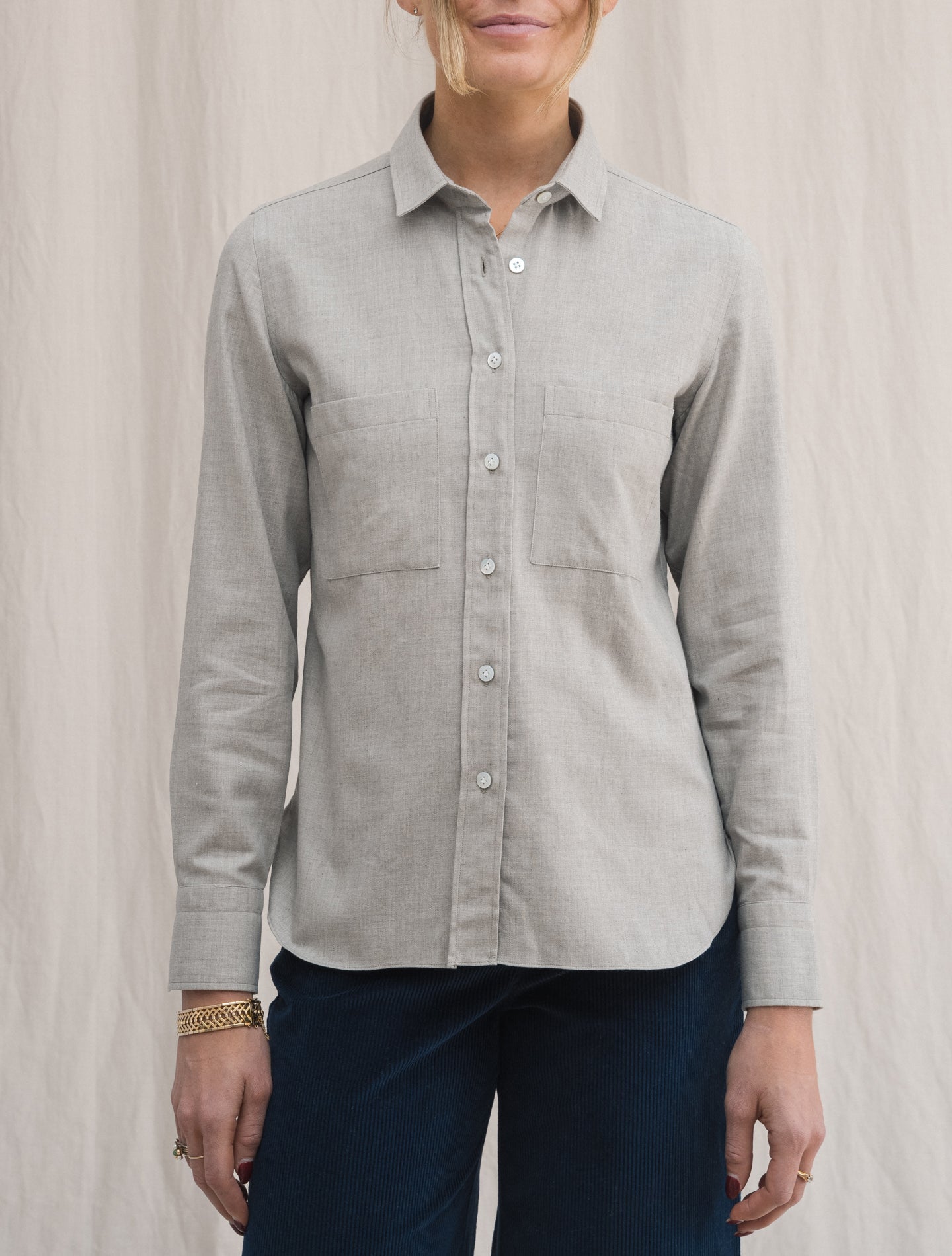 Cotton Cashmere Valeria Shirt Sand | Gabucci