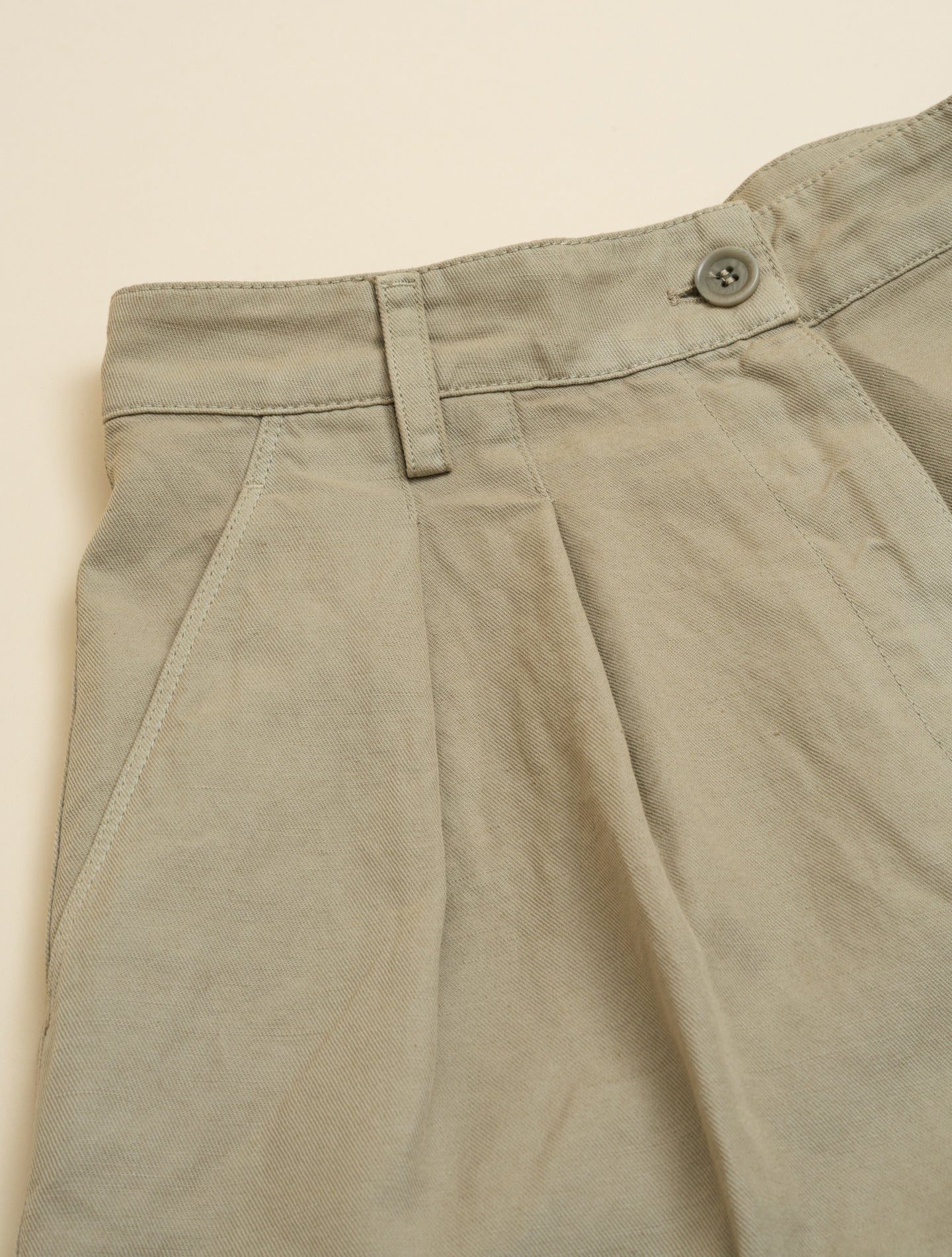 Cotton Linen Pleated Shorts Beige Aspesi Shorts IT 38