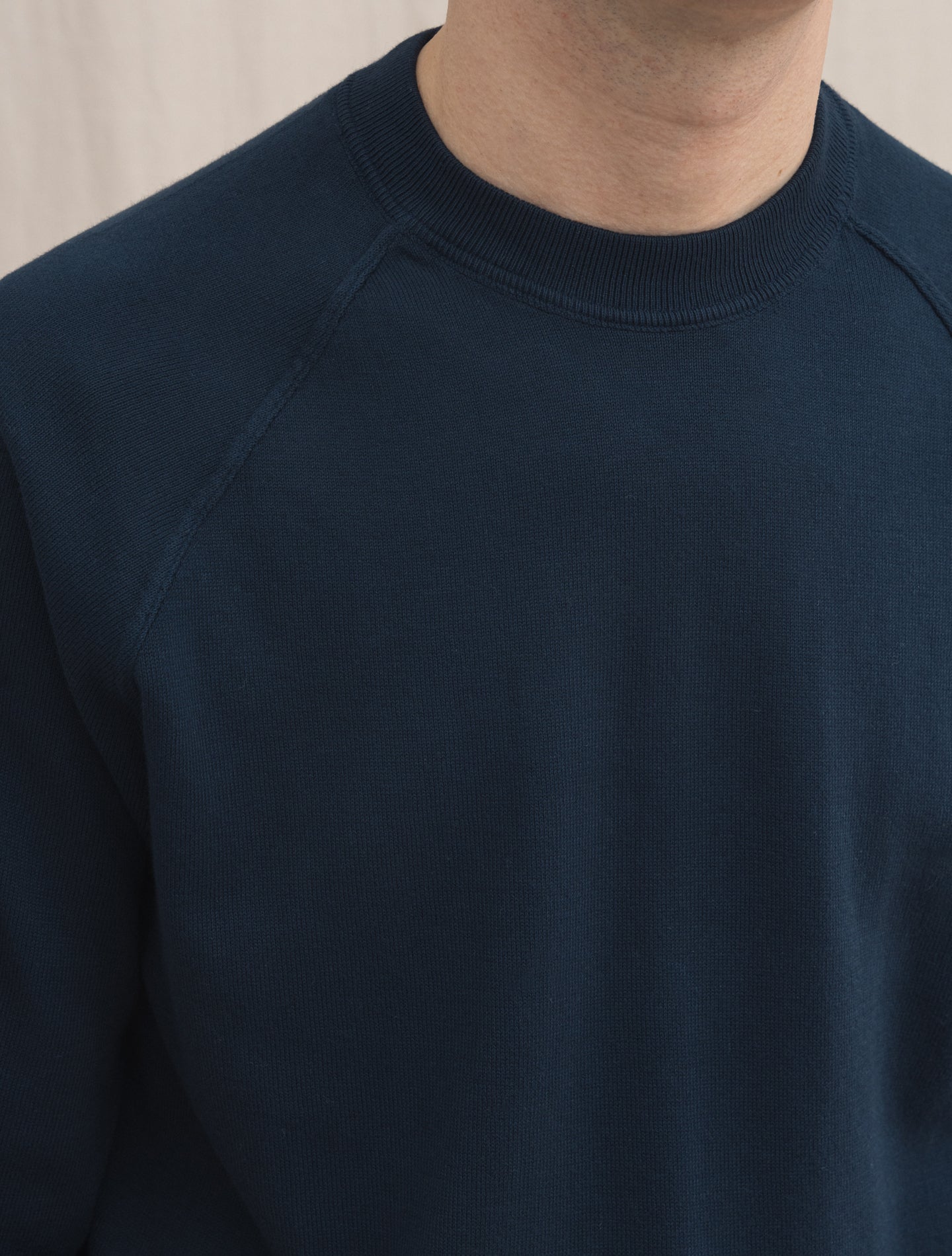 Cotton Raglan Crewneck Sweater Navy | Gabucci