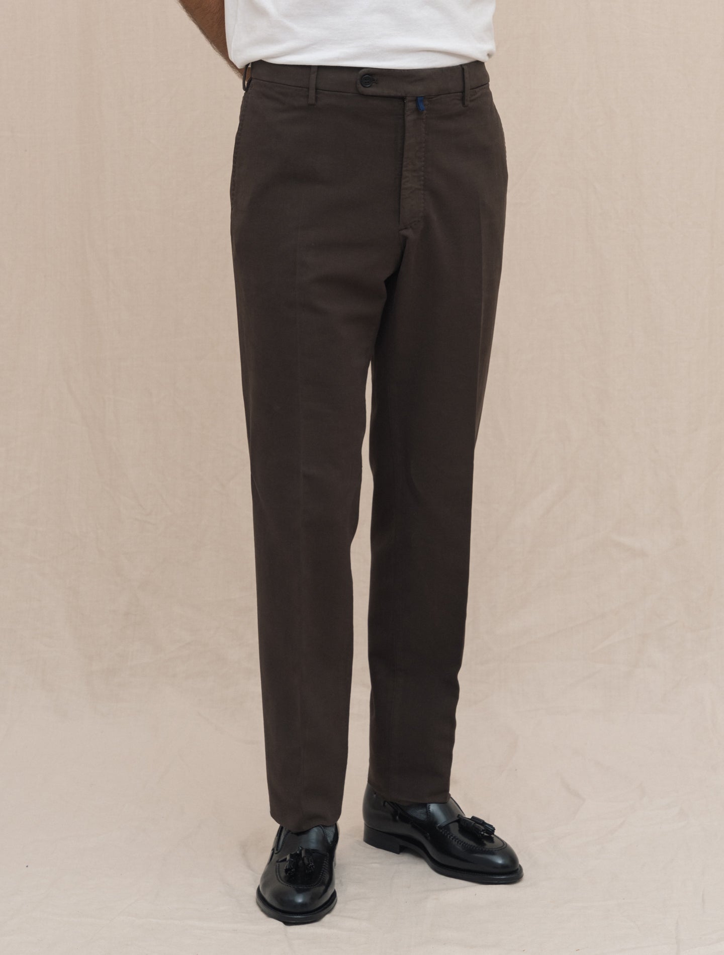 Doeskin Regular Fit Trousers Brown Incotex Trousers Gabucci