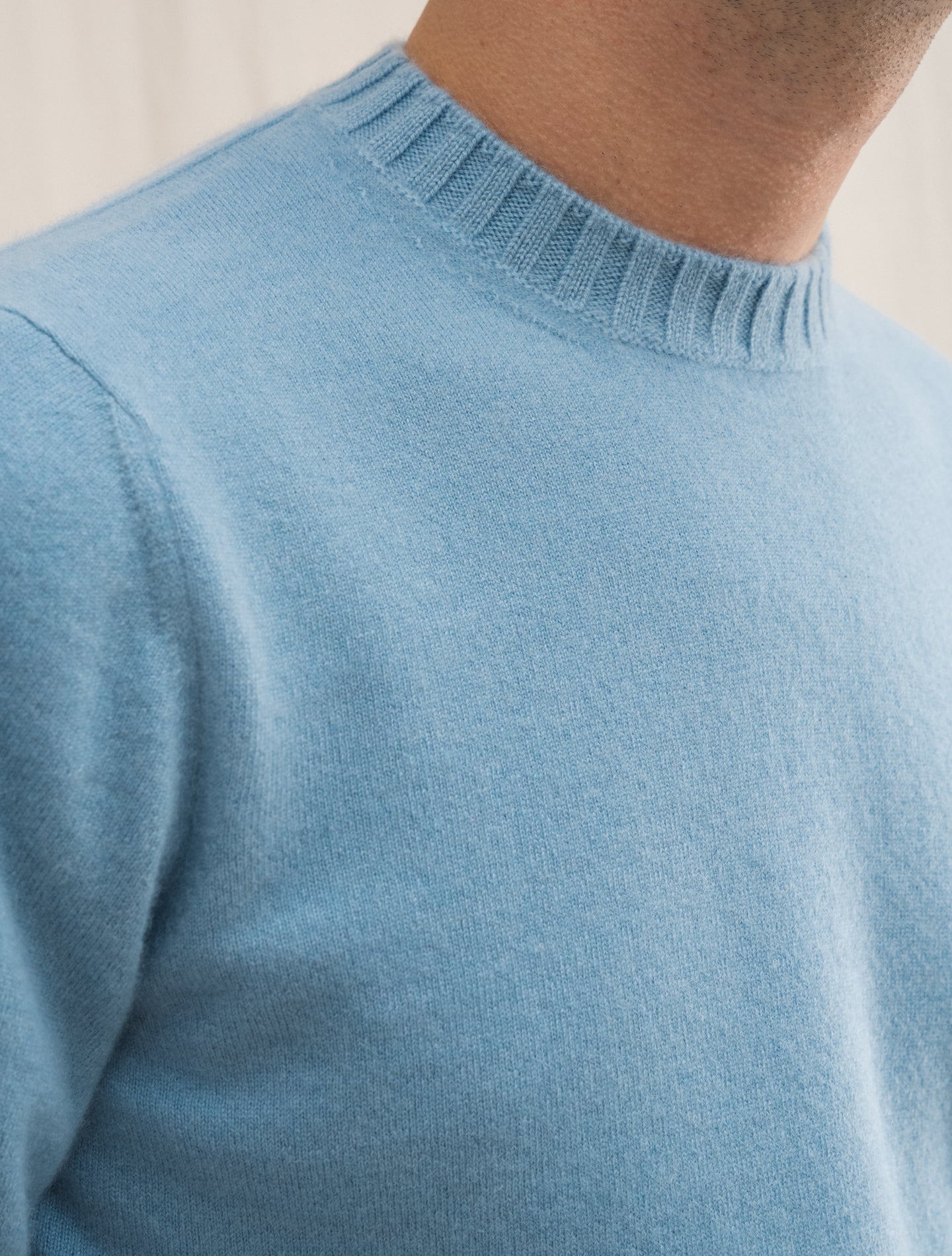 Duvet Cashmere Knitted Crewneck Sky Blue | Gabucci