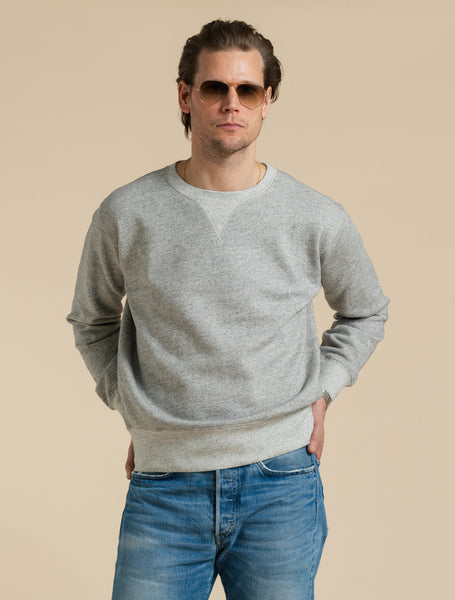 fleece-sweatshirt-athletic-