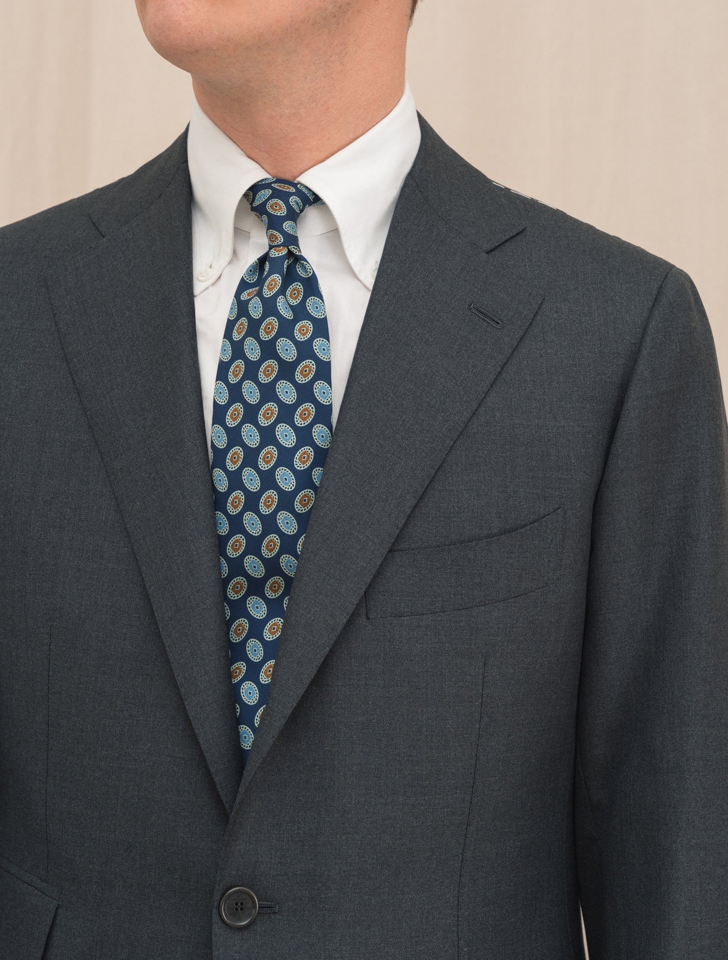 Handmade Single Breasted 150`s Wool Suit Grey | Gabucci