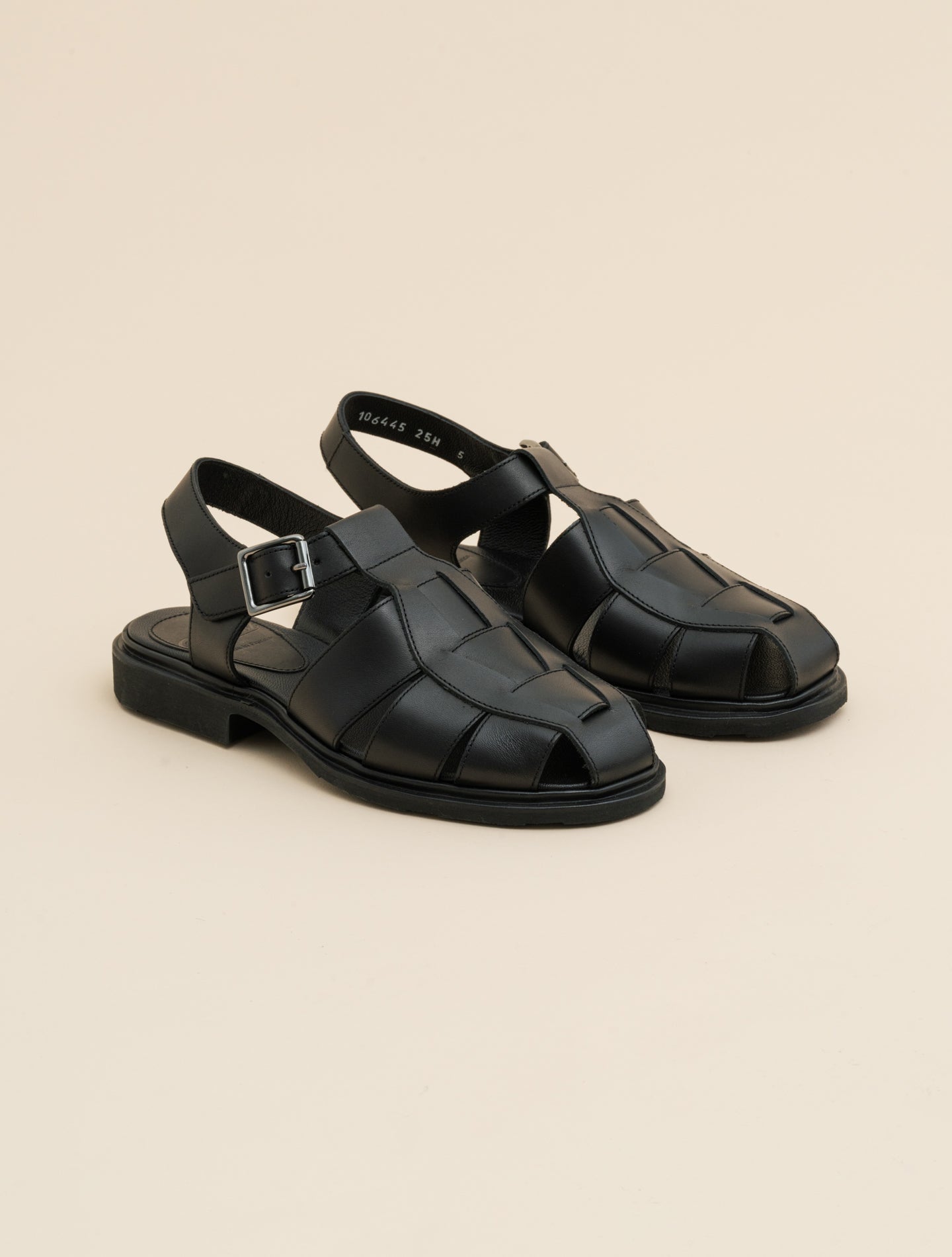 Iberis/Chasse Leather Sandals Lis Noir Paraboot Sandals 4/37