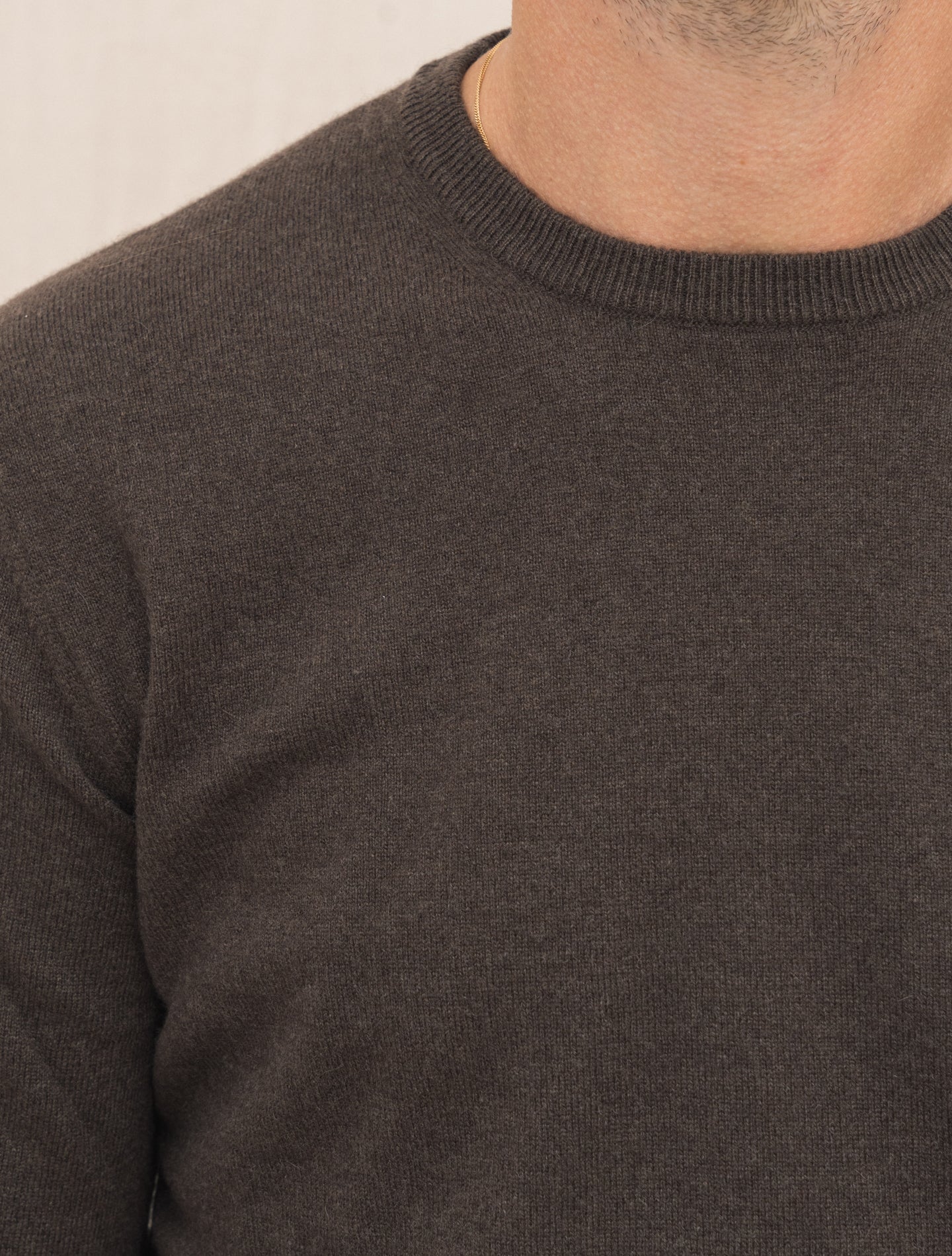 Knitted Cashmere Crewneck Brown Gabucci Knitwear Gabucci