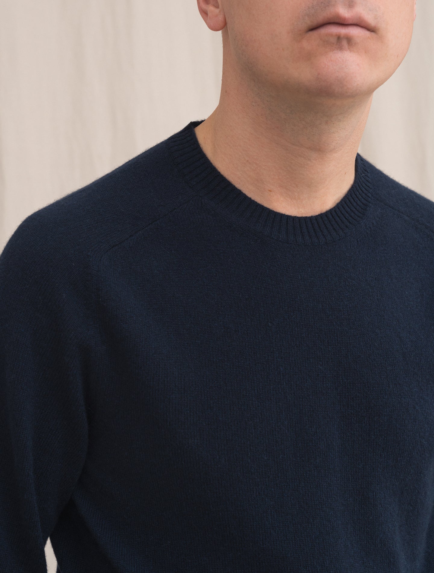 Knitted Cashmere Crewneck Navy | Gabucci