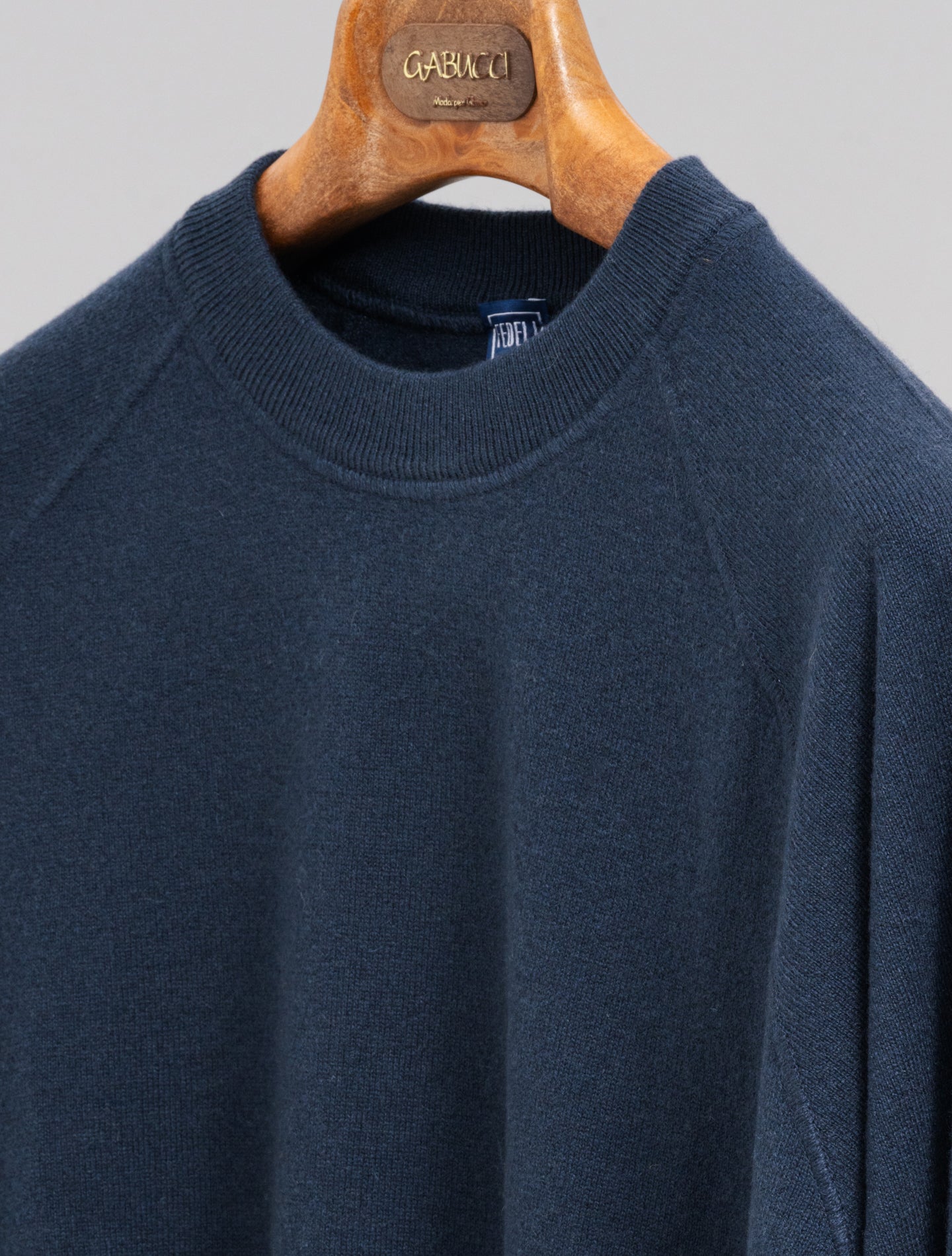 Knitted Cashmere Raglan Sweater Navy Fedeli Knitwear S