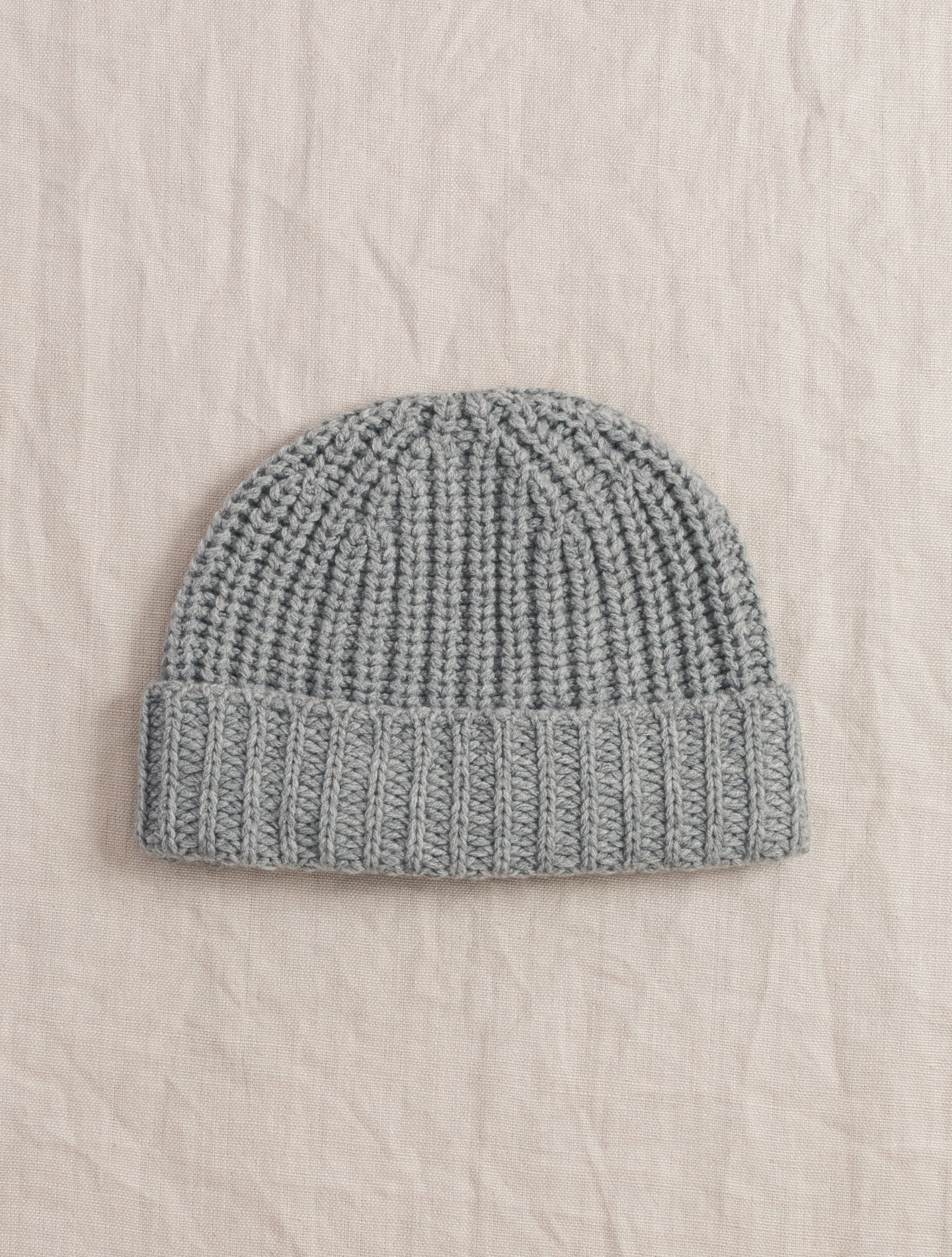 Knitted Ribbed Cashmere Beanie Light Grey | Gabucci