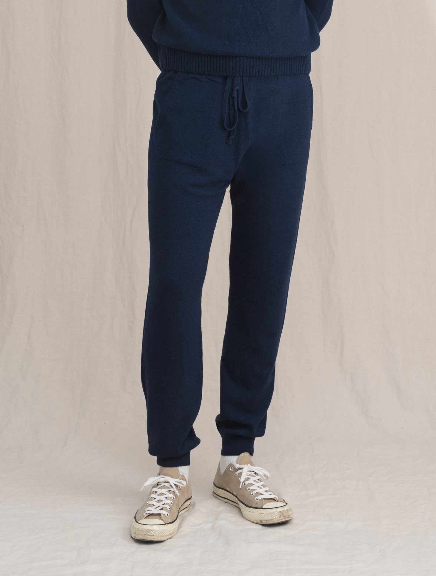 Knitted Wool Cashmere Sweatpants Navy | Gabucci