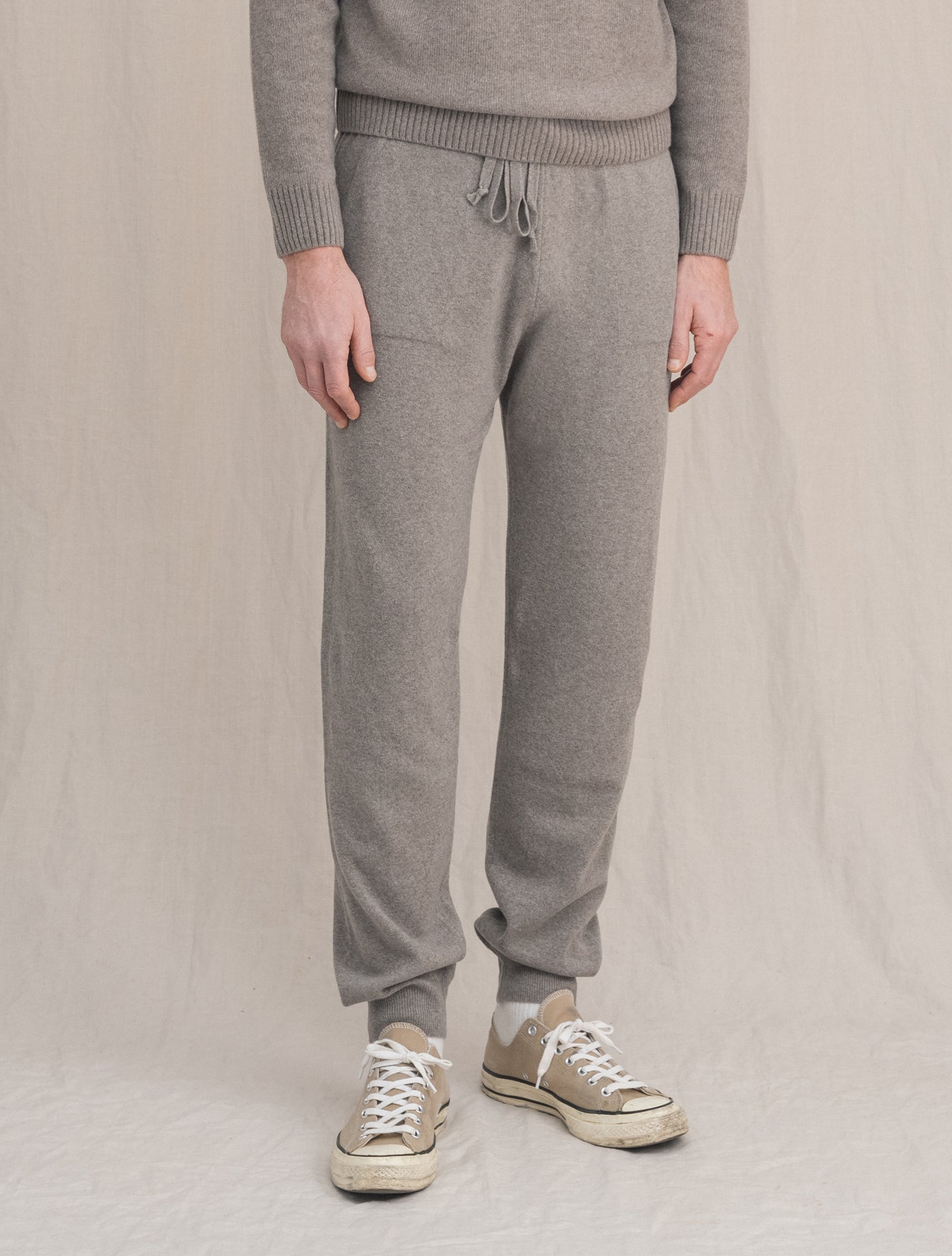 Knitted Wool Cashmere Sweatpants Nougat | Gabucci