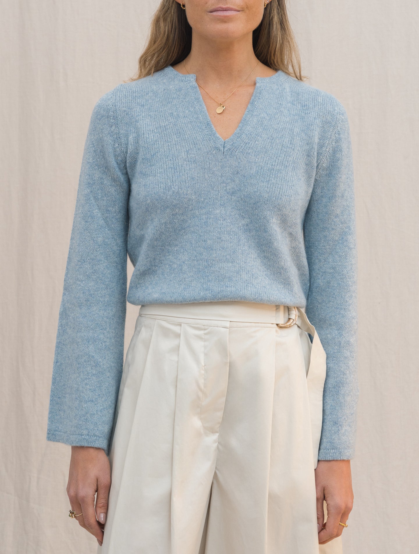 Levante Cashmere Linen V - Neck Sweater Pale Blue Fedeli Knitwear IT 38