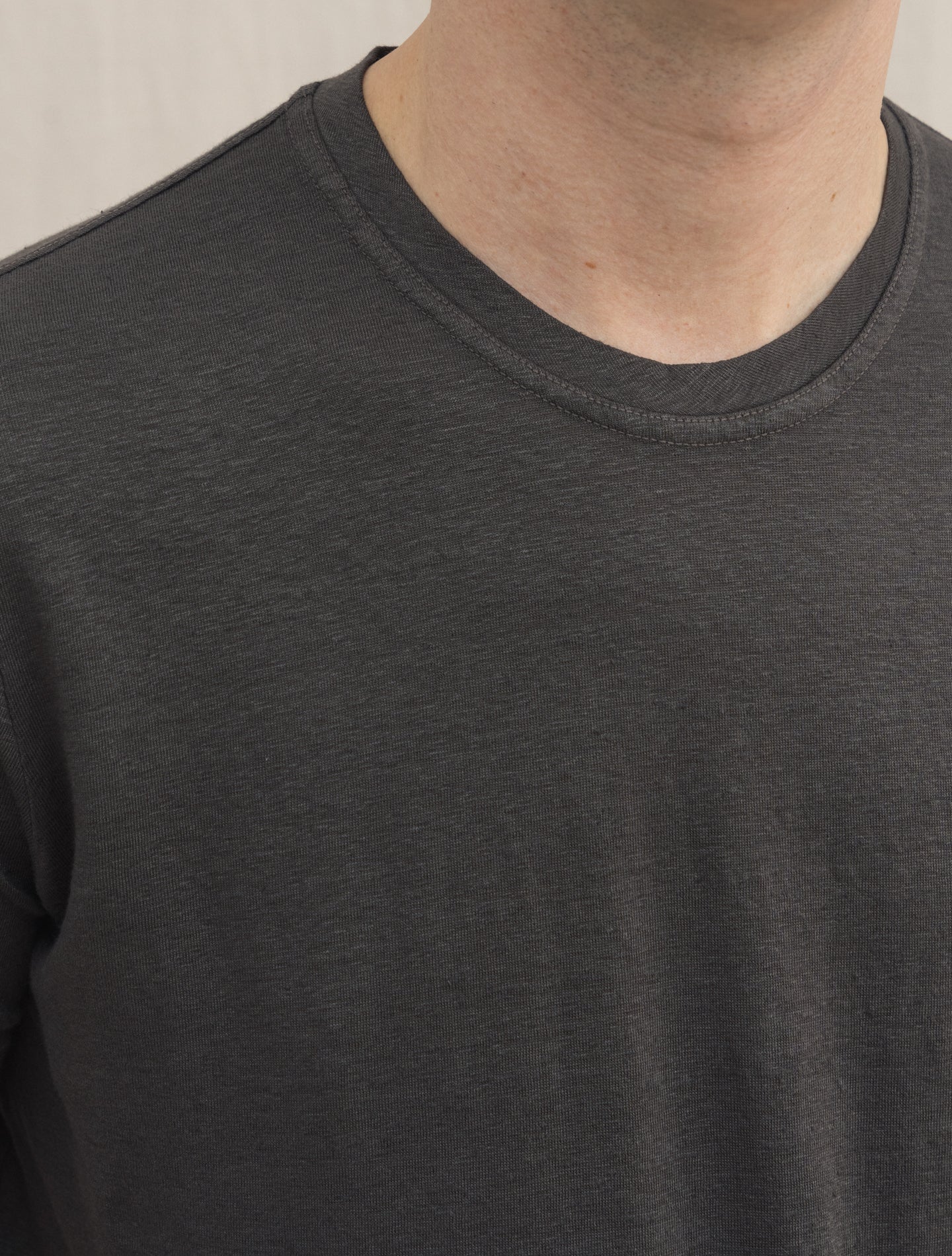 Linen T-Shirt Brown Gabucci T-shirts 48