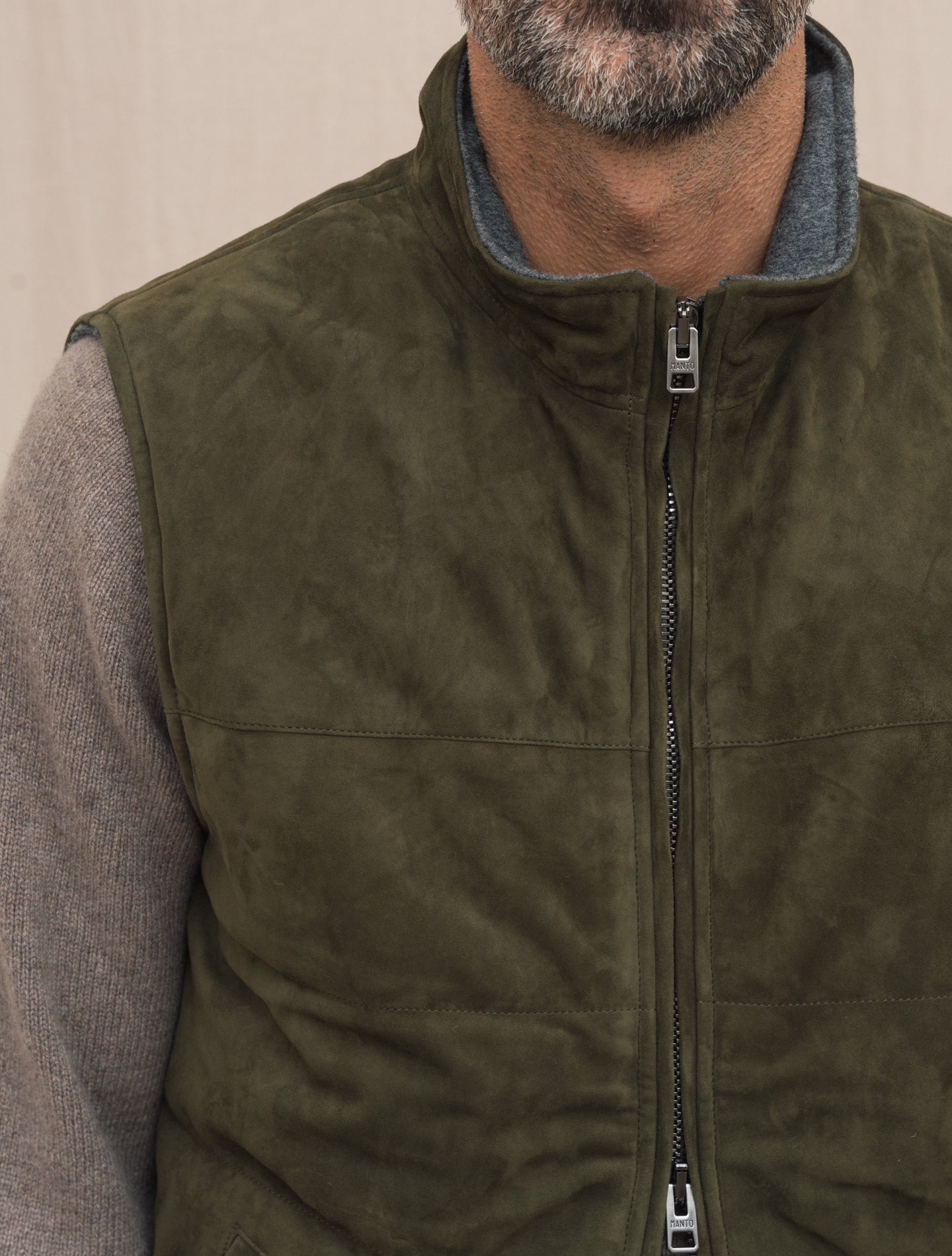 Luca Suede Vest Green Manto Outerwear Gabucci