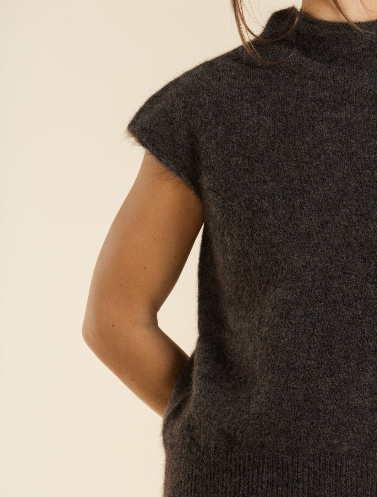 Mohair Mockneck Top Brown Morgano Knitwear IT 40