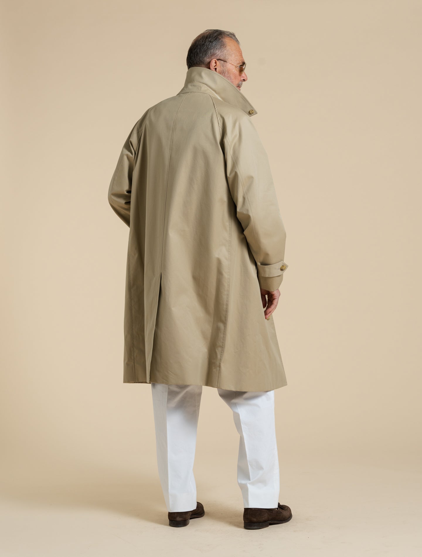Mackintosh Car Coat Honey | Timeless Craftsmanship | Gabucci