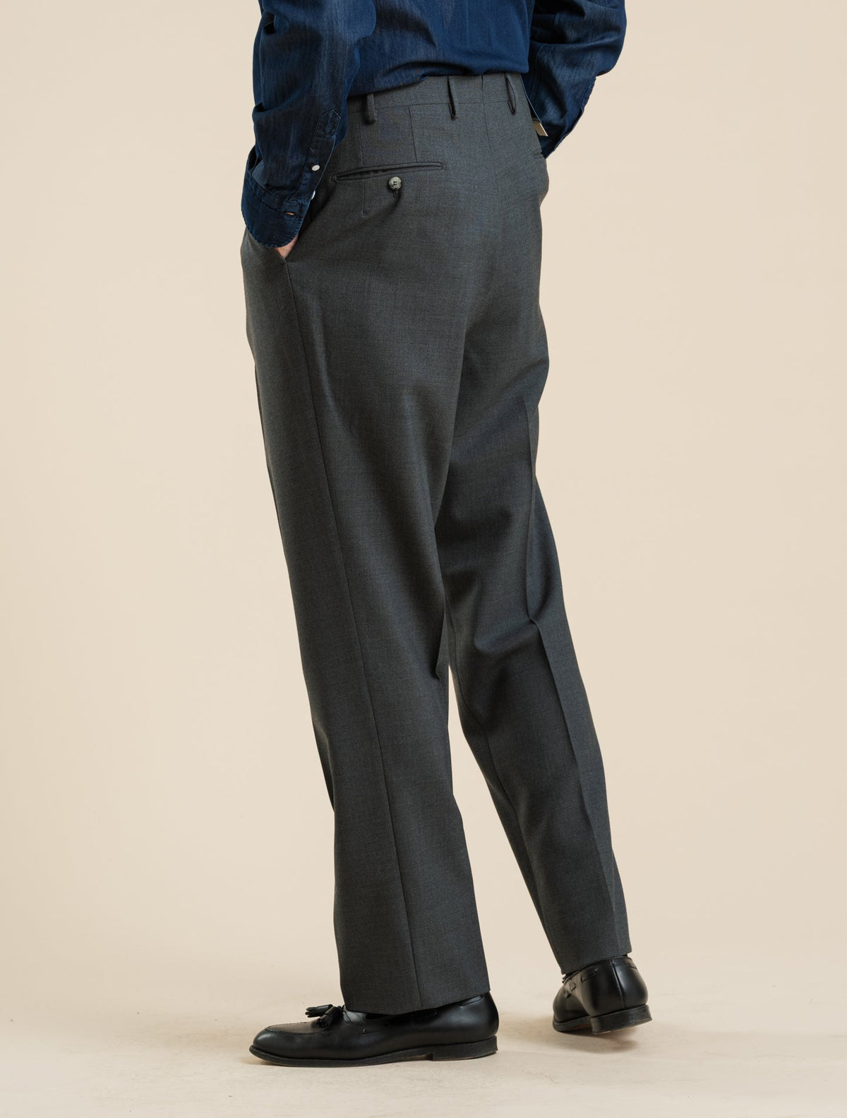 Pleated High Twist Wool Dress Trousers Mid Grey Santaniello Trousers 48