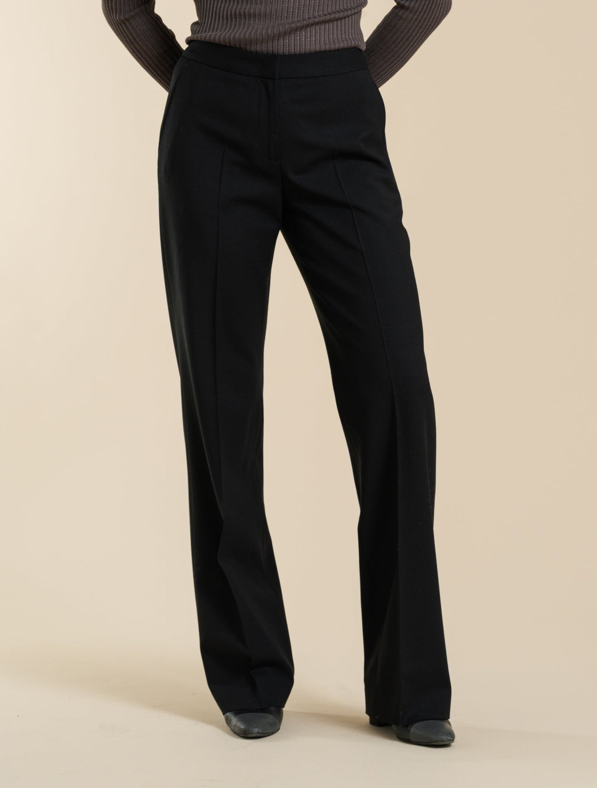 Rin Wool Straight Fit Trousers Black Lardini Trousers IT 38