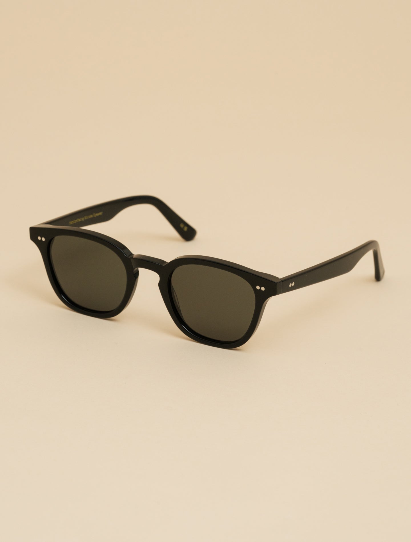 River Sunglasses Black - Green Solid Lens Monokel Eyewear Sunglasses One Size