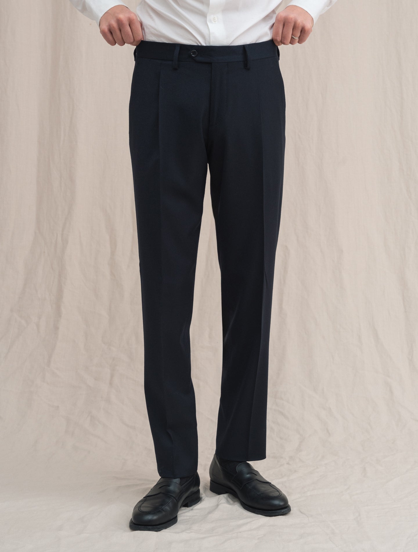 Single Breasted Flannel Suit Navy Lardini Suits 48