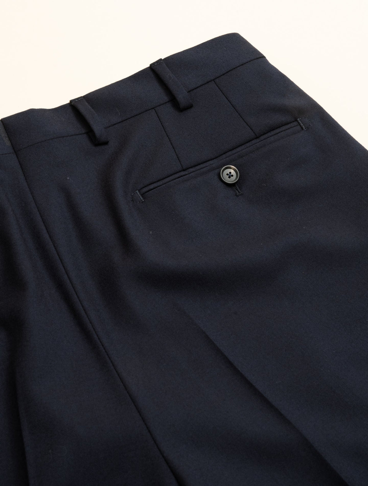 Single Breasted High Twist Wool Suit Navy Gabucci Suits 46