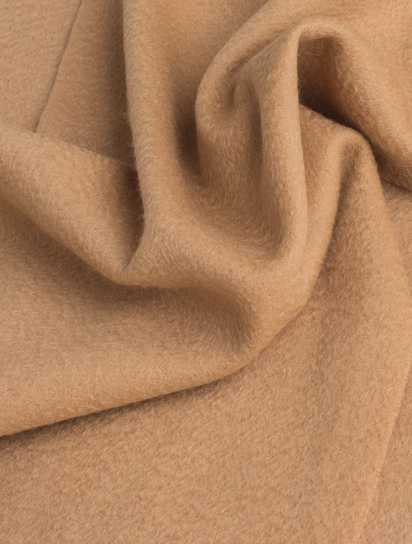 Solid Cashmere Scarf Camel | Gabucci