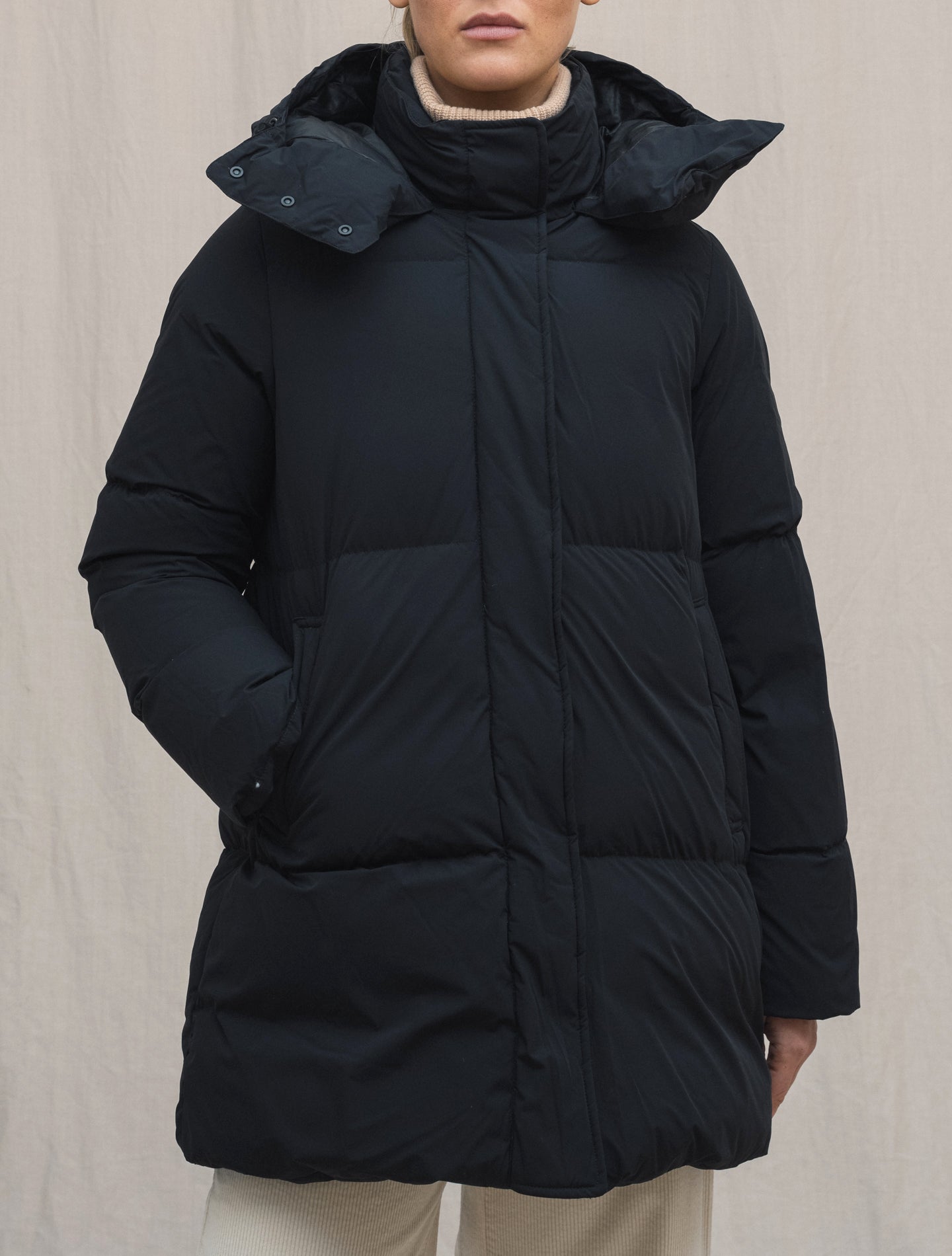 Telly Down Jacket Black | Gabucci